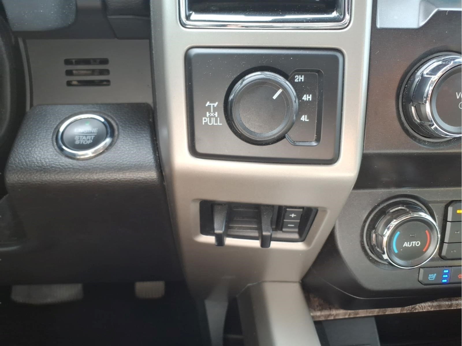 2019 Ford Super Duty F-350 SRW LARIAT