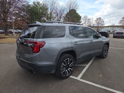 2021 GMC Acadia SLT