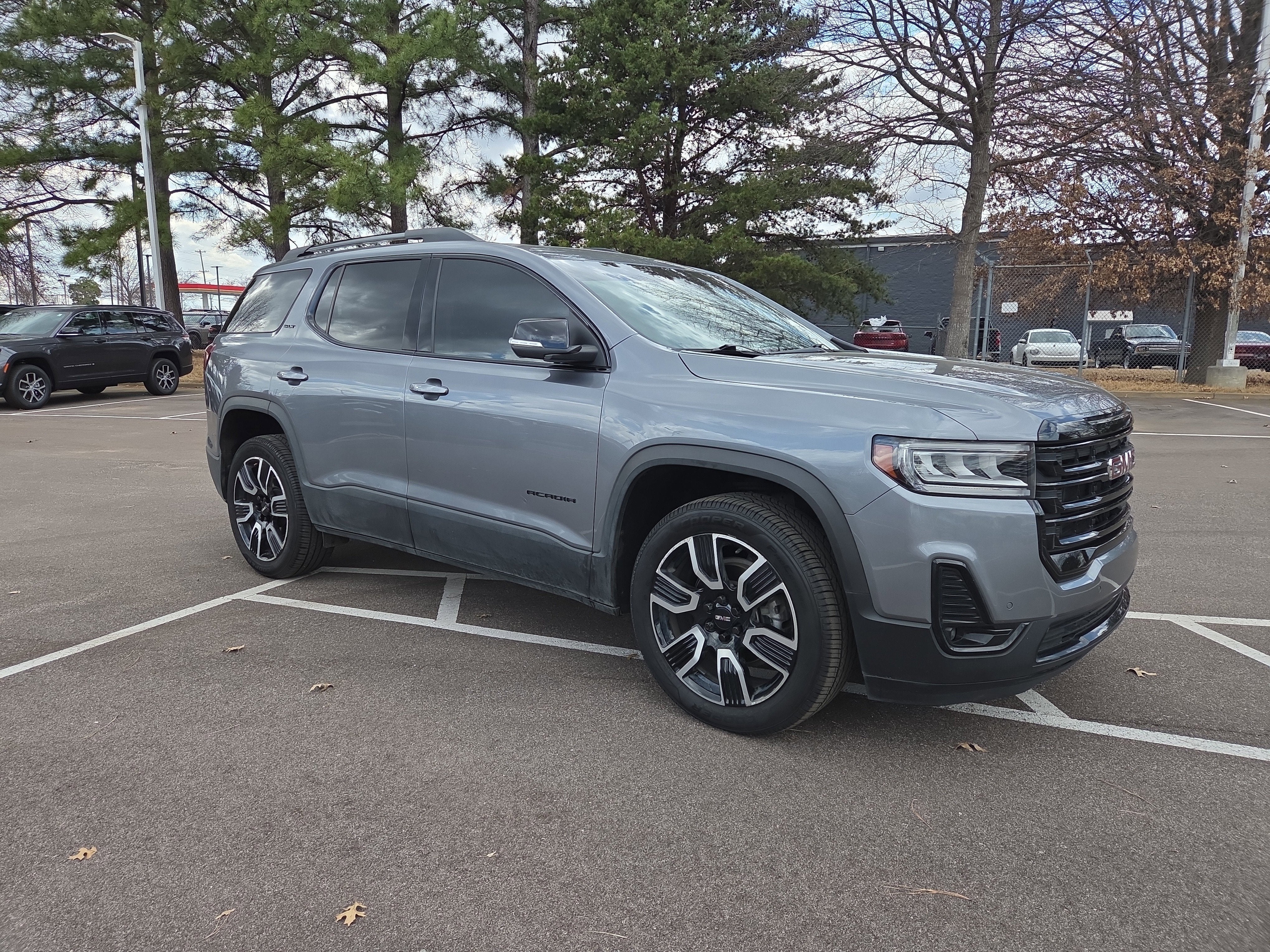 2021 GMC Acadia SLT
