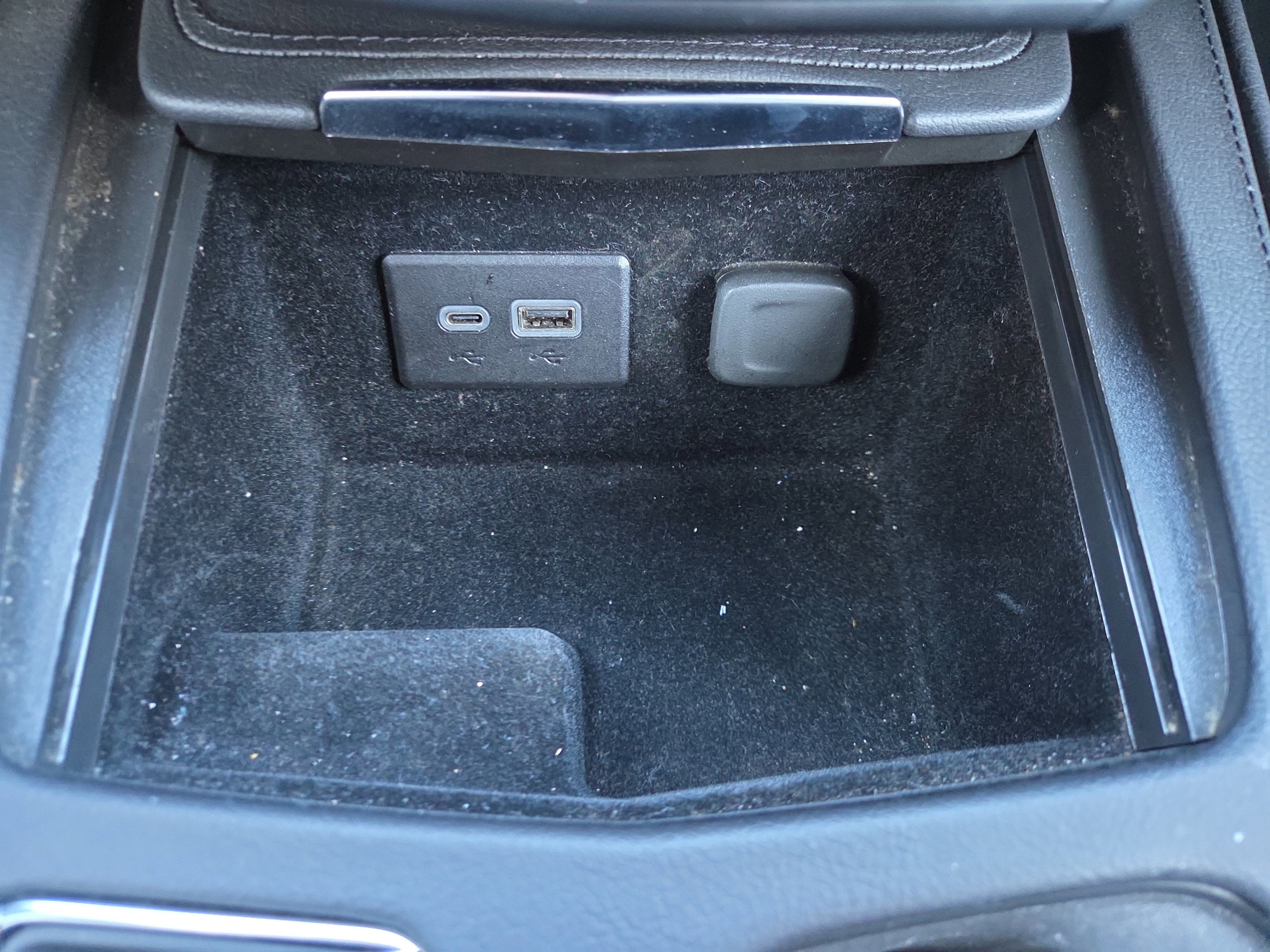 2024 Cadillac XT4 FWD Premium Luxury