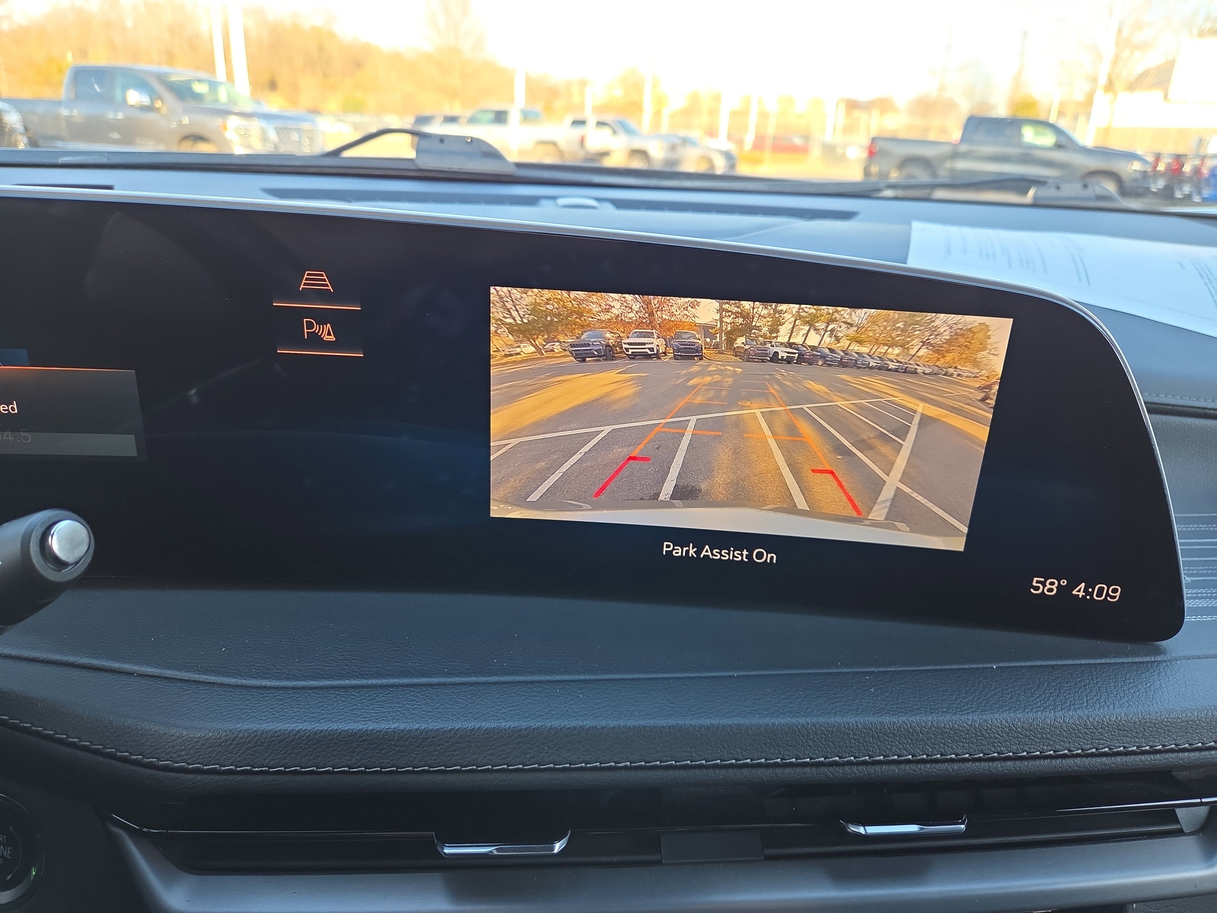 2024 Cadillac XT4 FWD Premium Luxury