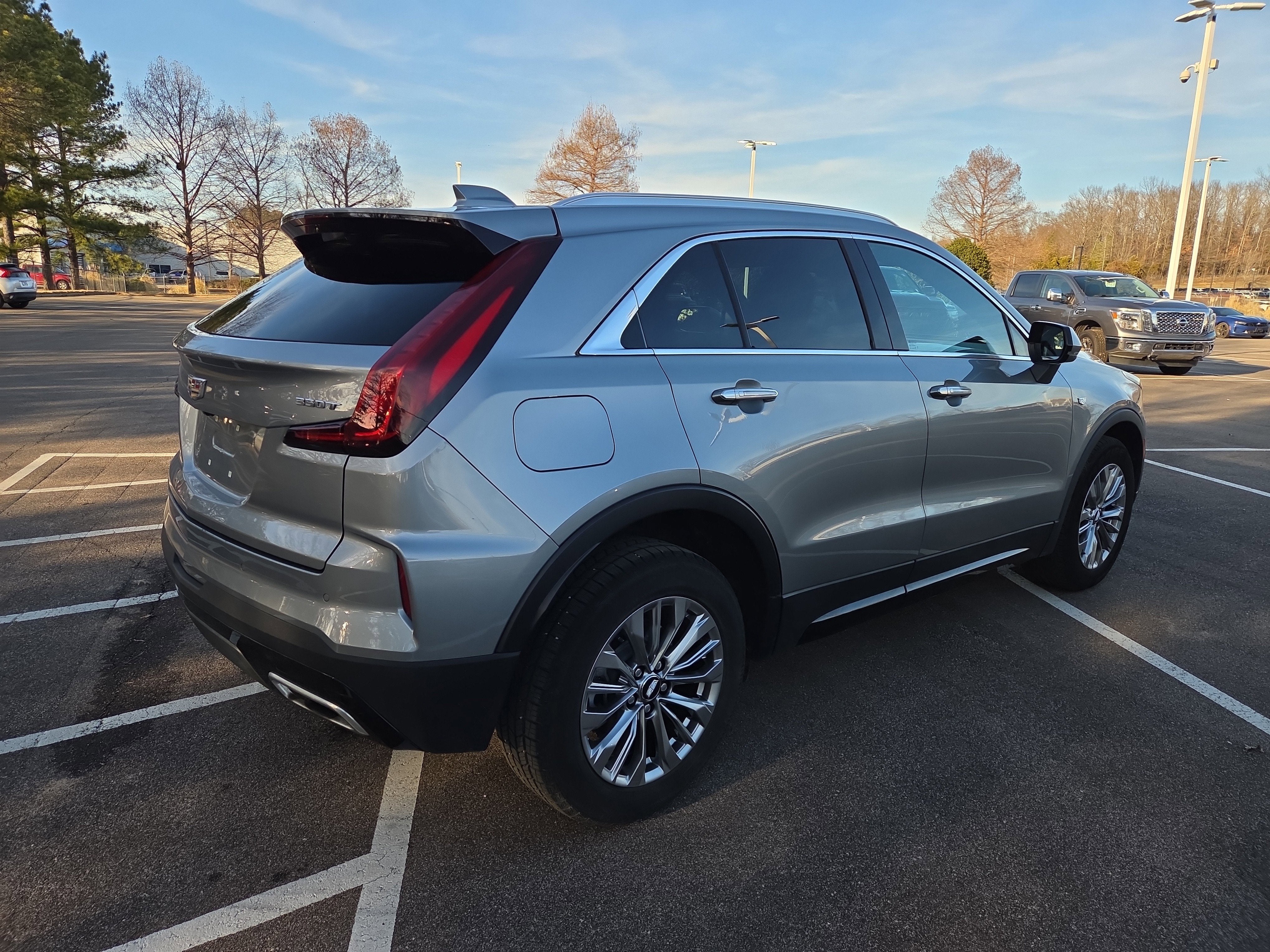 2024 Cadillac XT4 FWD Premium Luxury