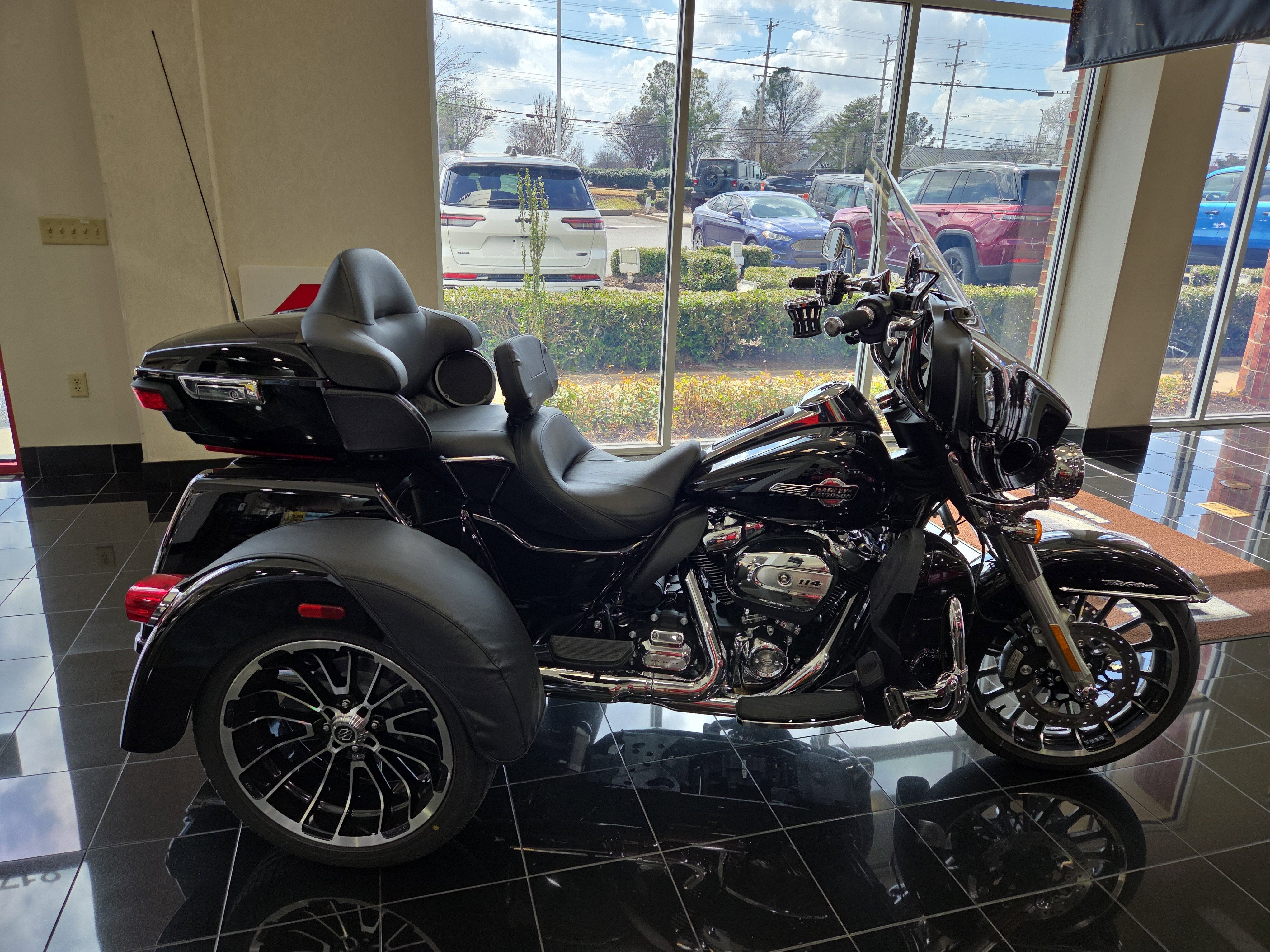 2025 OTHER MAKE TRIKE Base