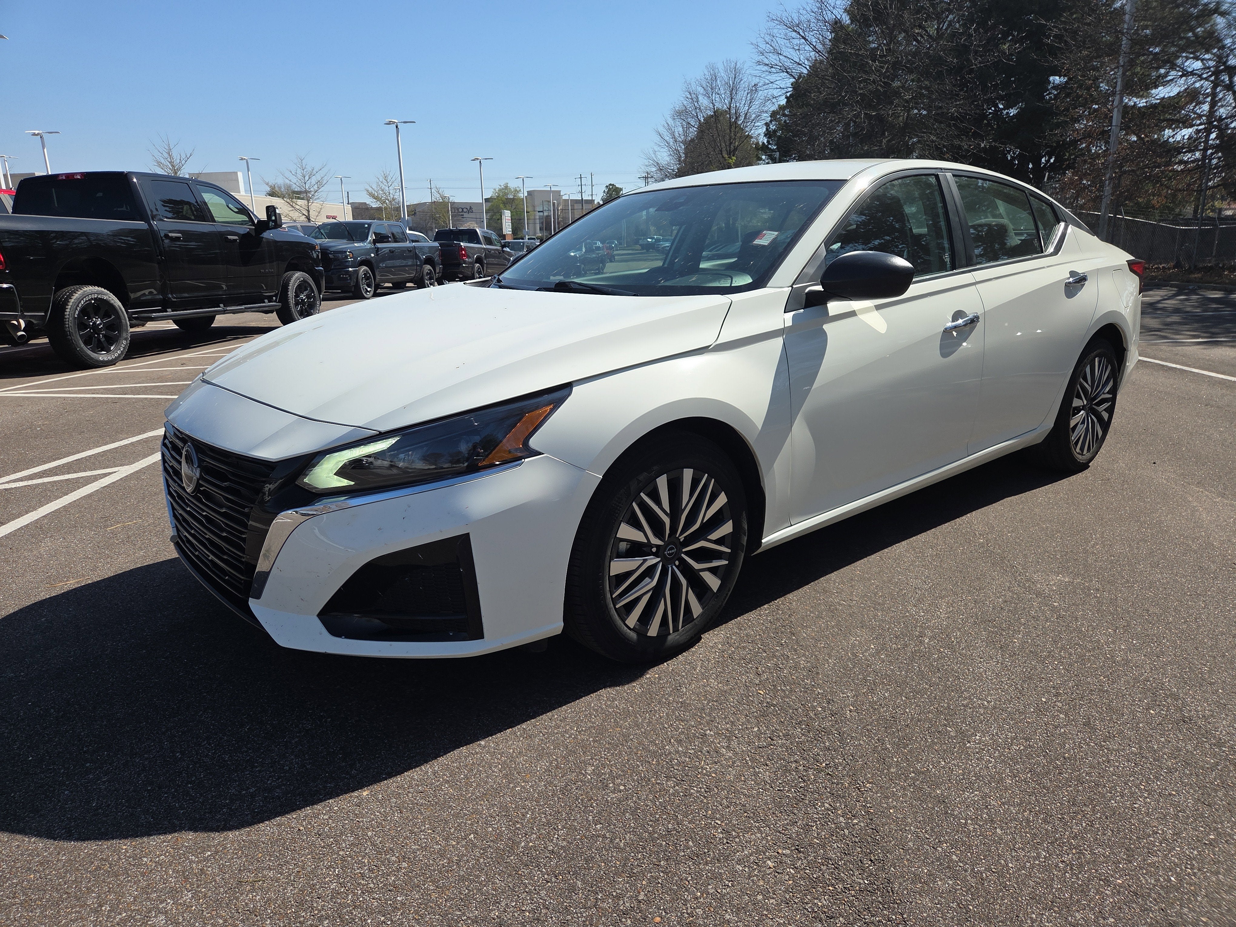 2025 Nissan Altima SV