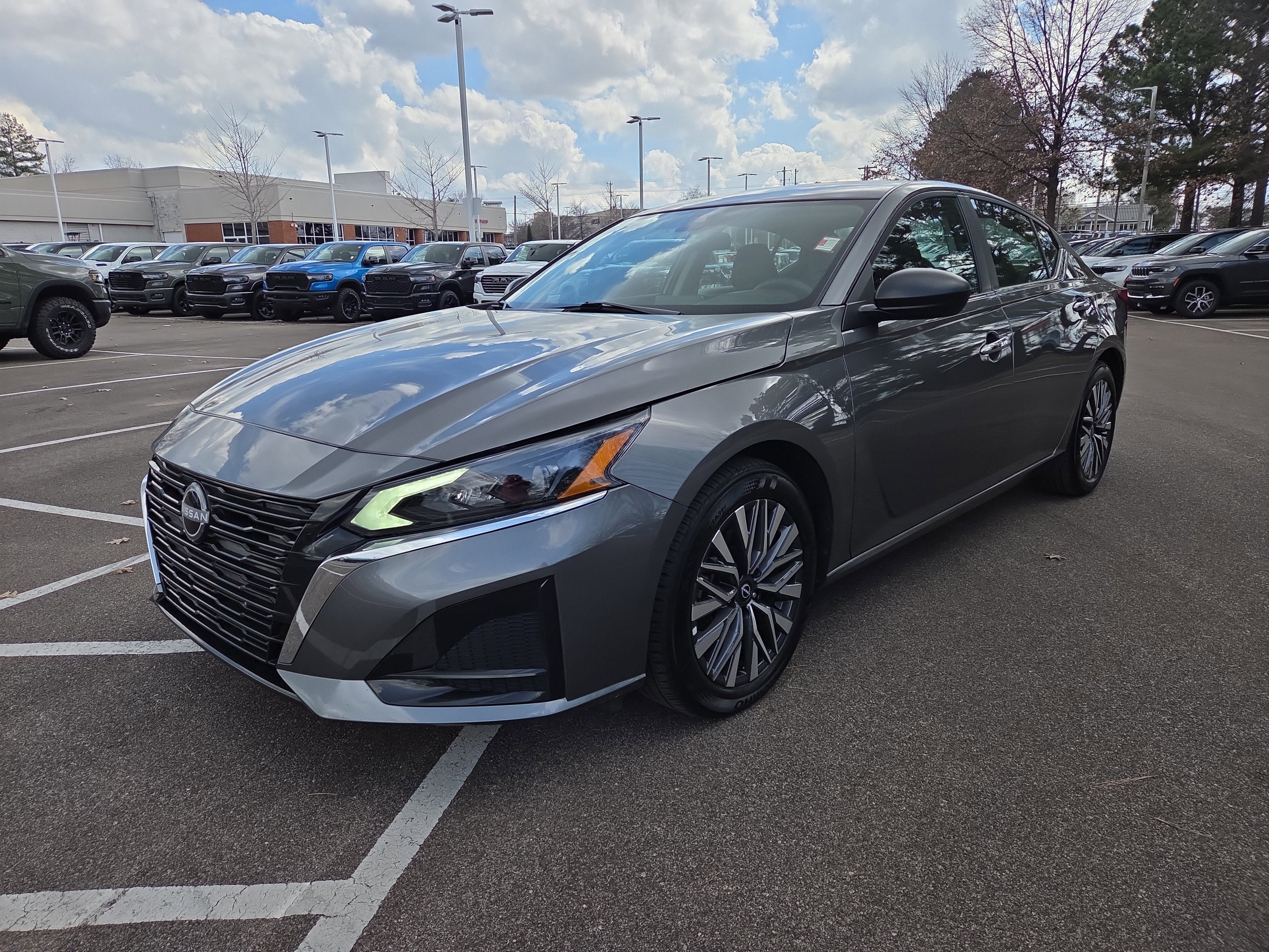 2025 Nissan Altima SV