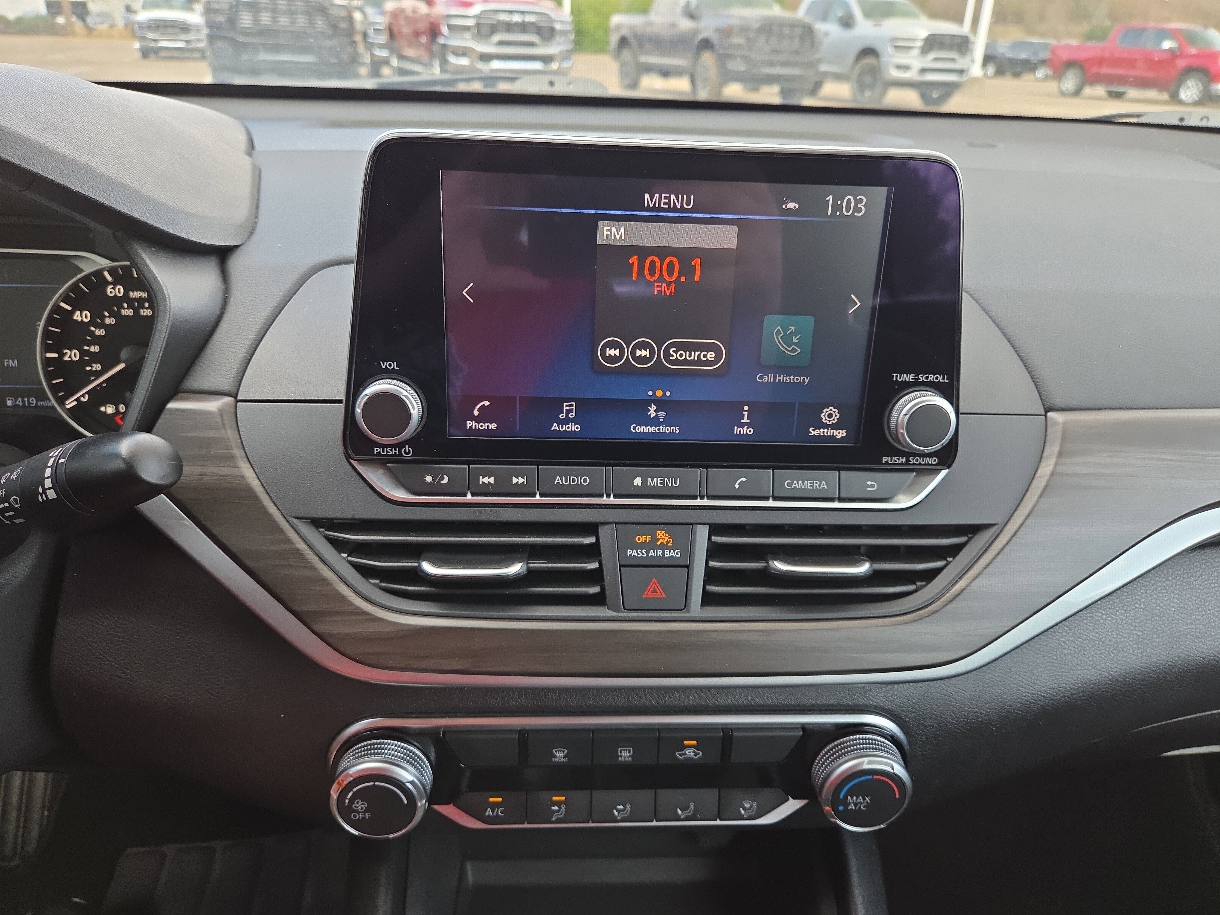 2025 Nissan Altima SV