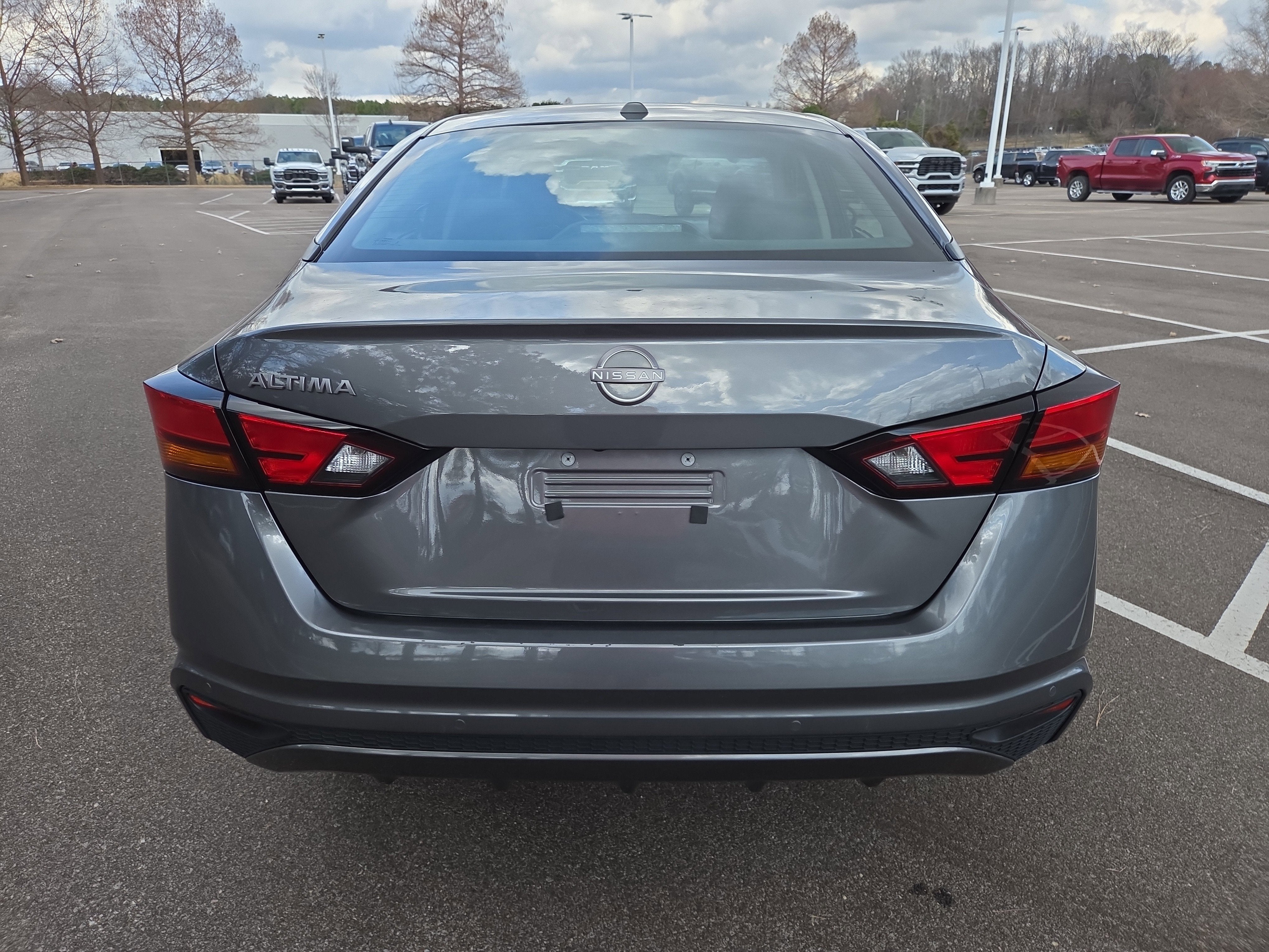 2025 Nissan Altima SV