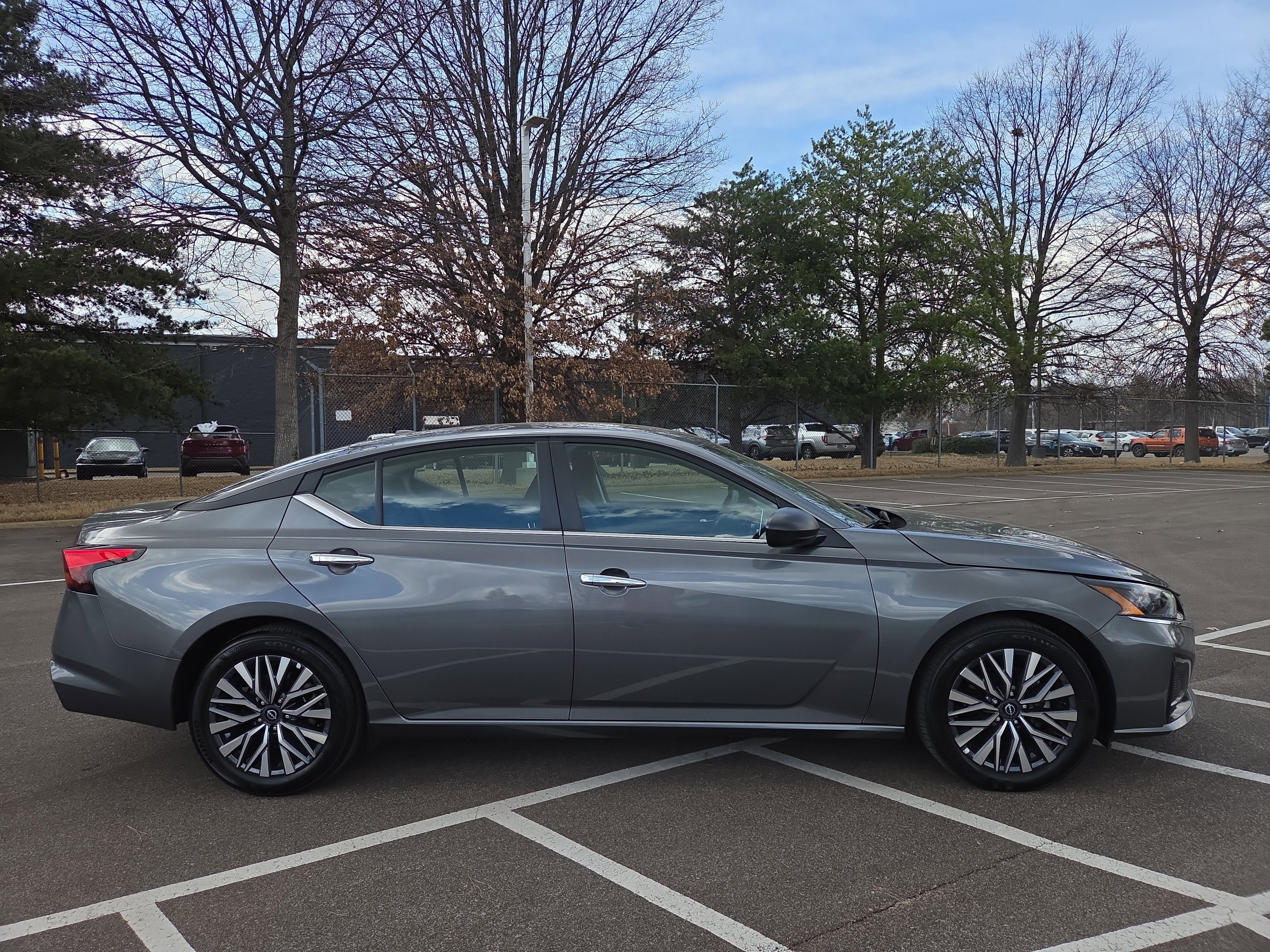 2025 Nissan Altima SV