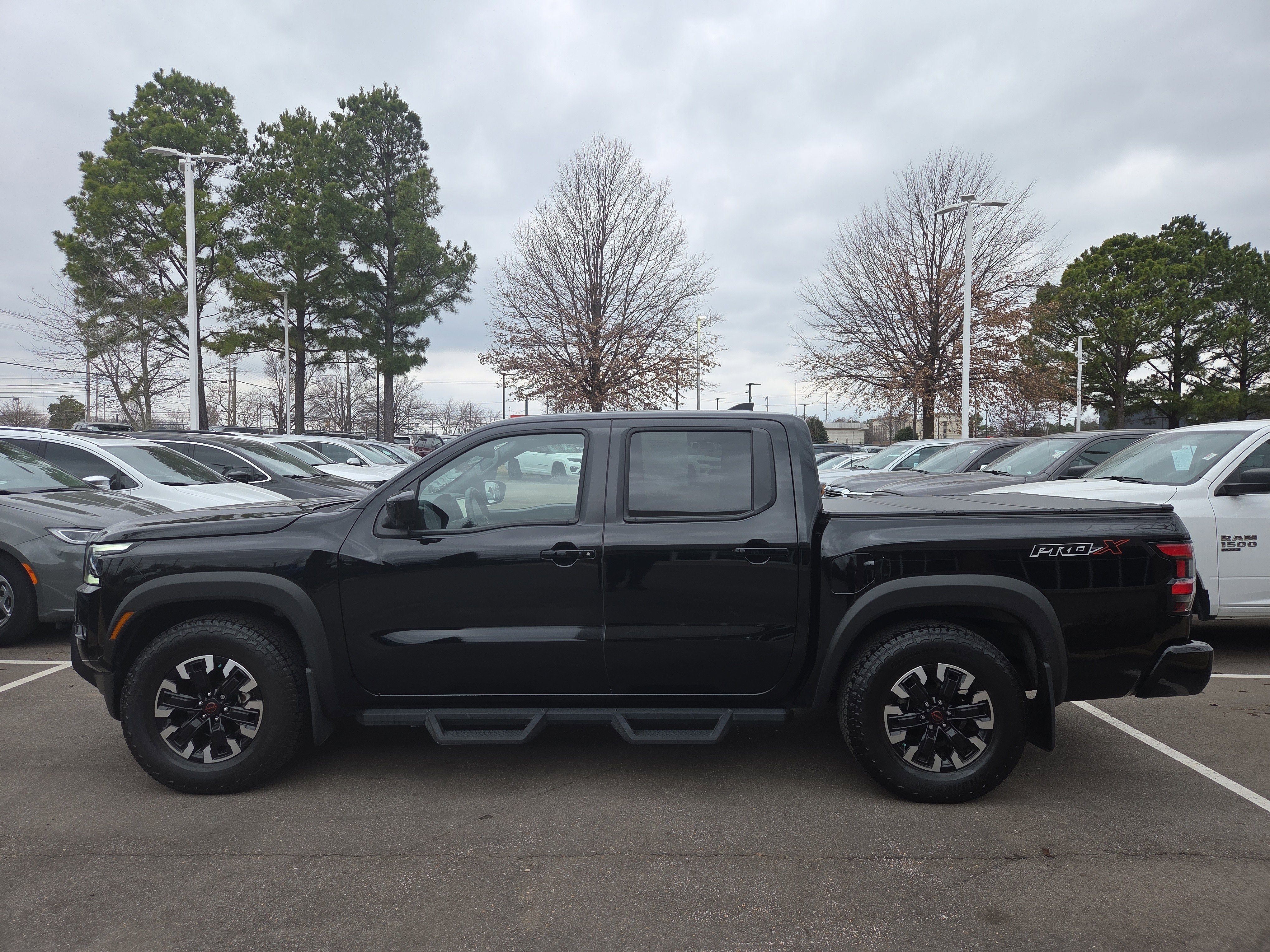 2024 Nissan Frontier PRO-X