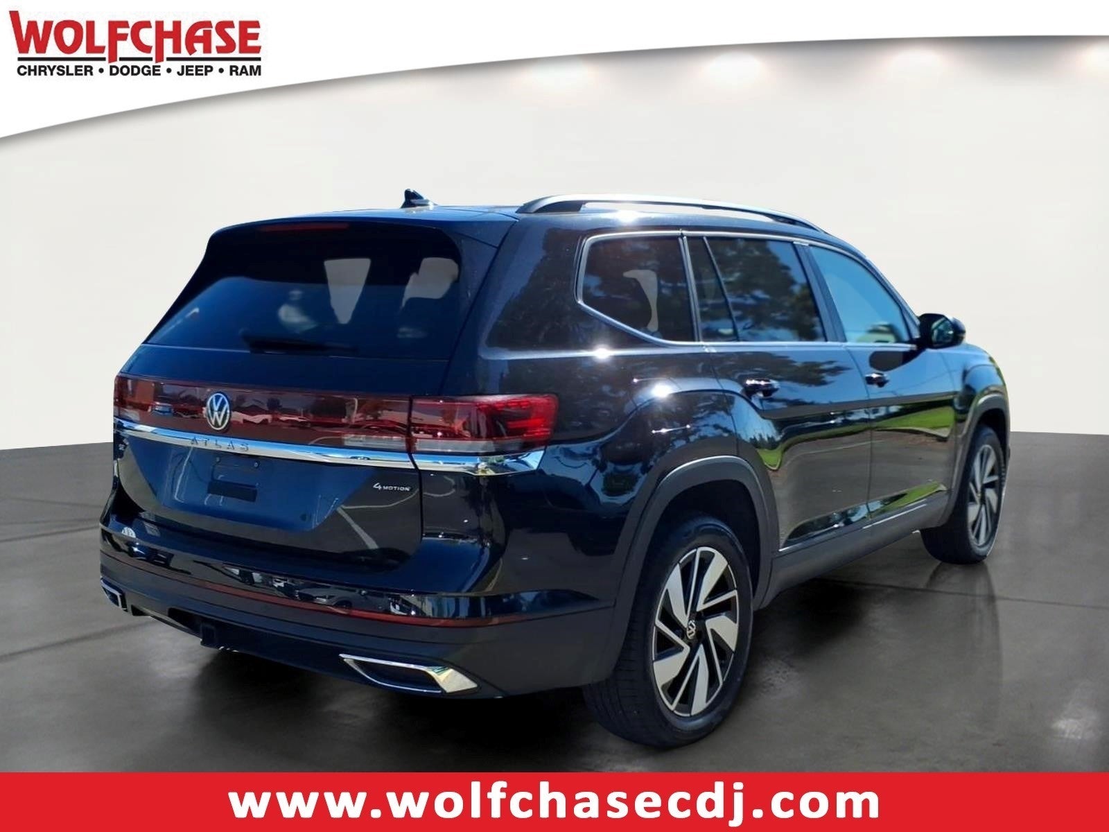 2025 Volkswagen Atlas 2.0T SE w/Technology