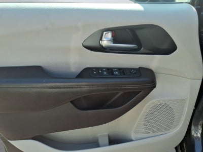 2021 Chrysler Pacifica Touring
