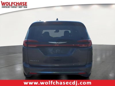 2021 Chrysler Pacifica Touring