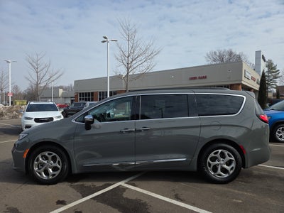 2023 Chrysler Pacifica Limited