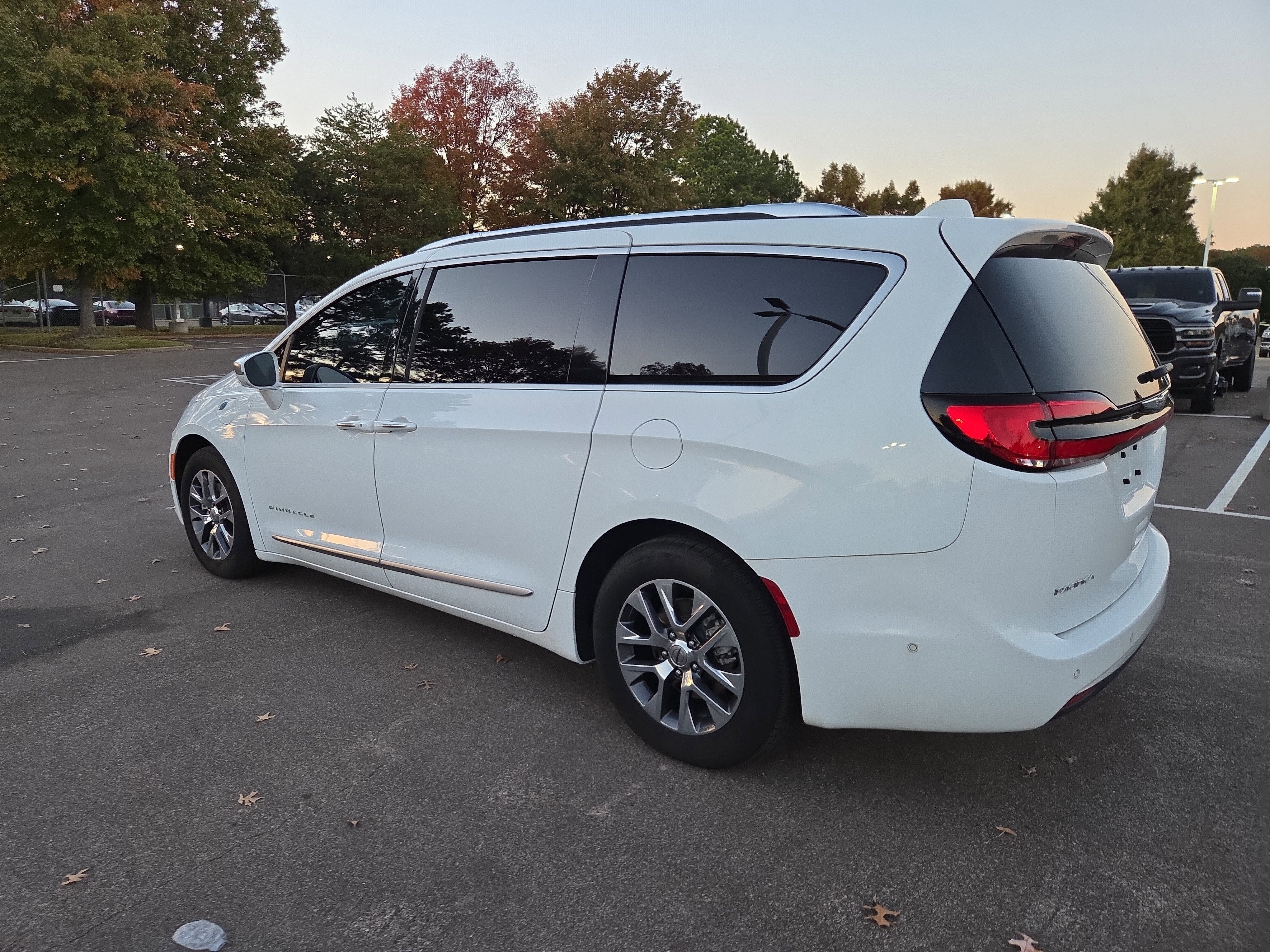 2022 Chrysler Pacifica Hybrid Pinnacle