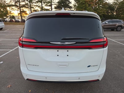 2022 Chrysler Pacifica Hybrid Pinnacle