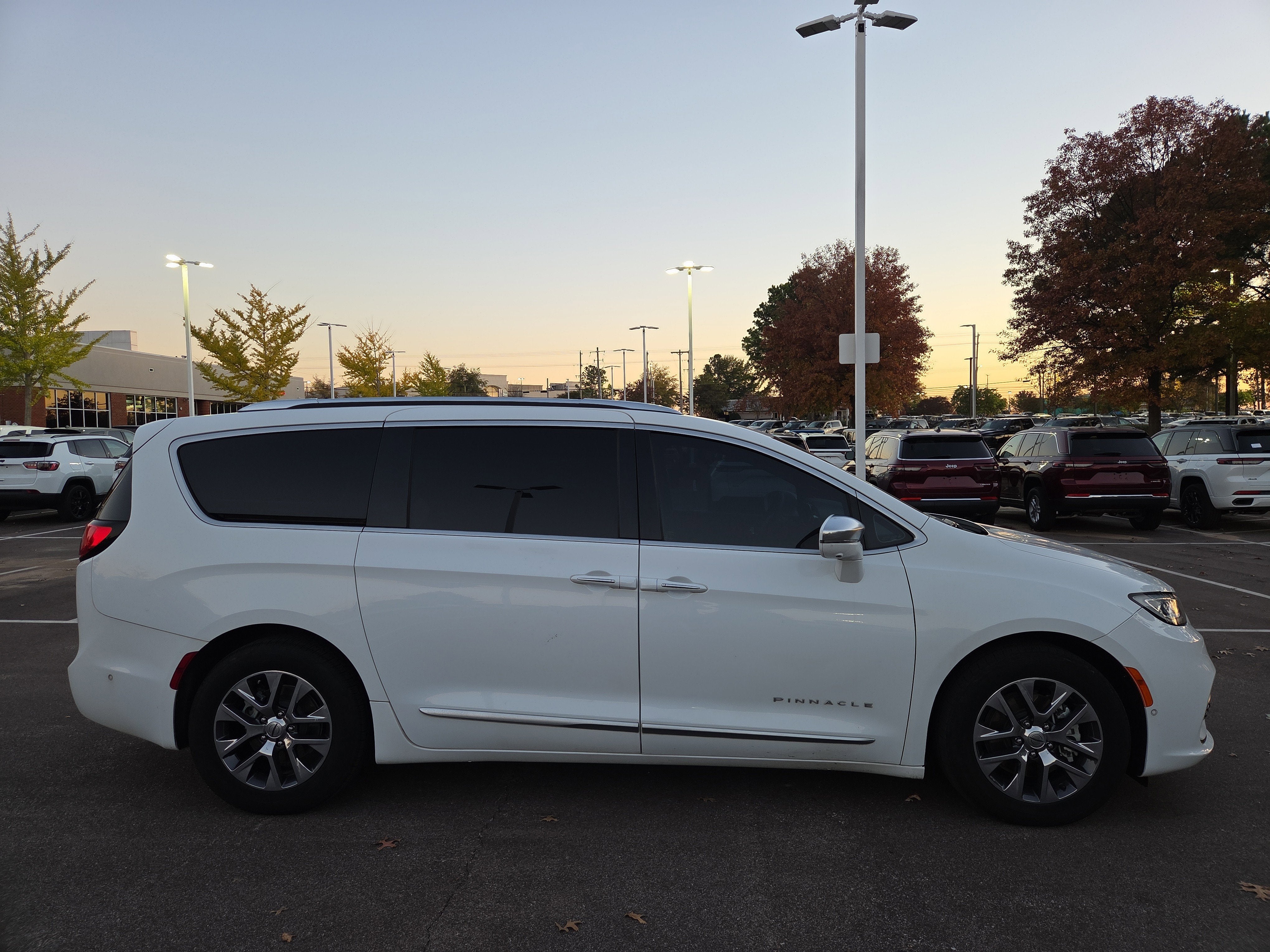 2022 Chrysler Pacifica Hybrid Pinnacle