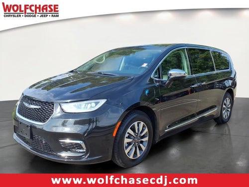 2023 Chrysler Pacifica Hybrid Limited