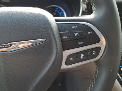 2023 Chrysler Pacifica Hybrid Limited