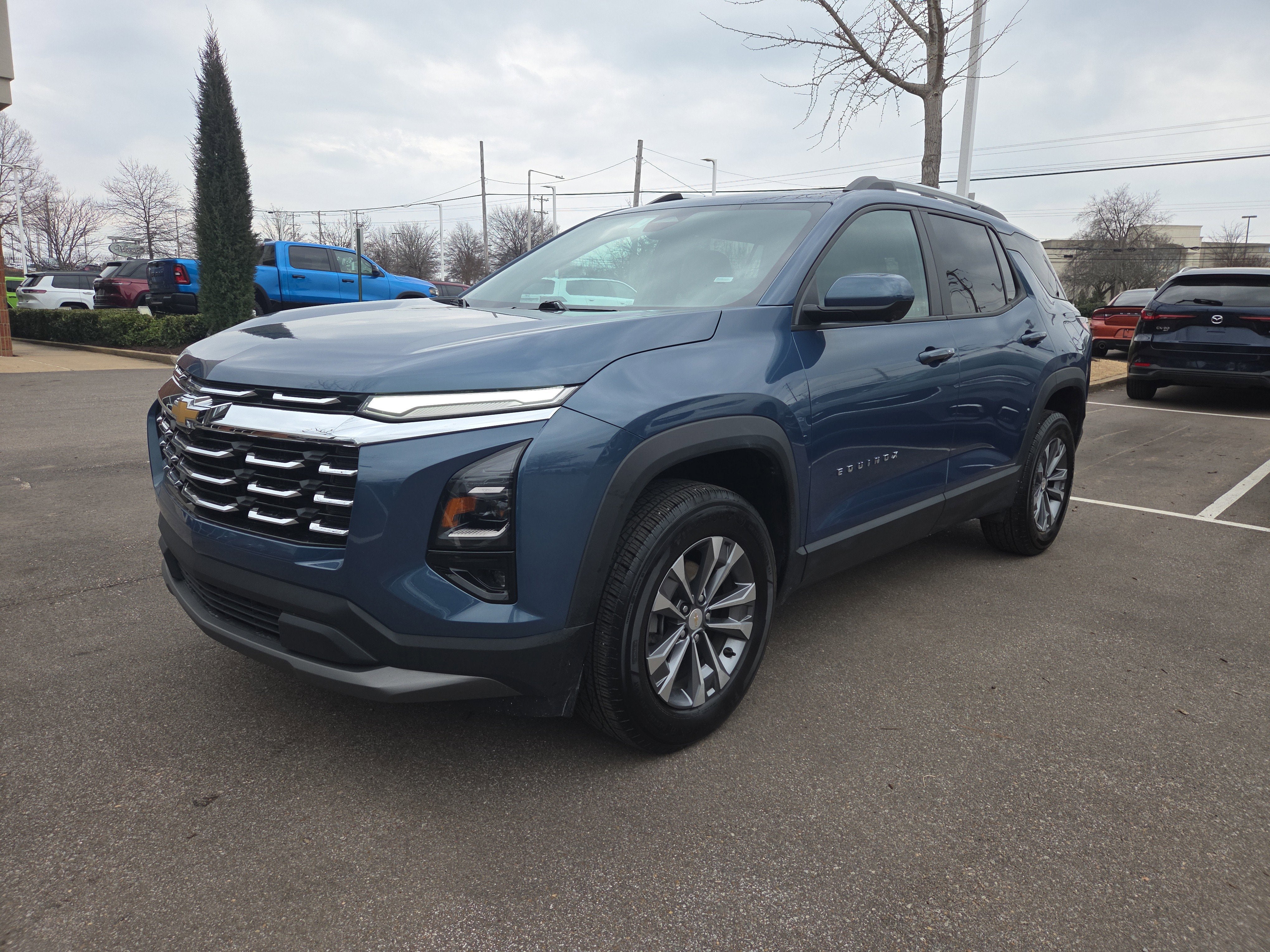2025 Chevrolet Equinox FWD LT