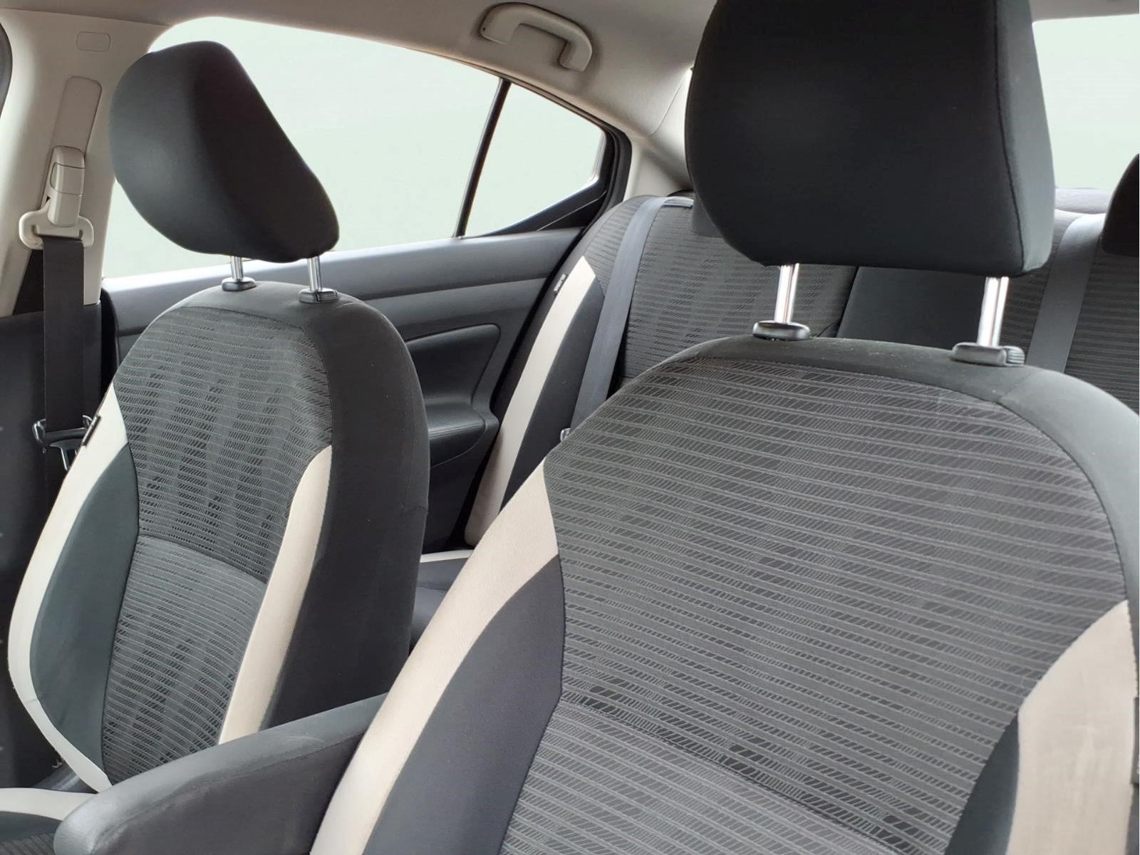 2020 Nissan Versa SV