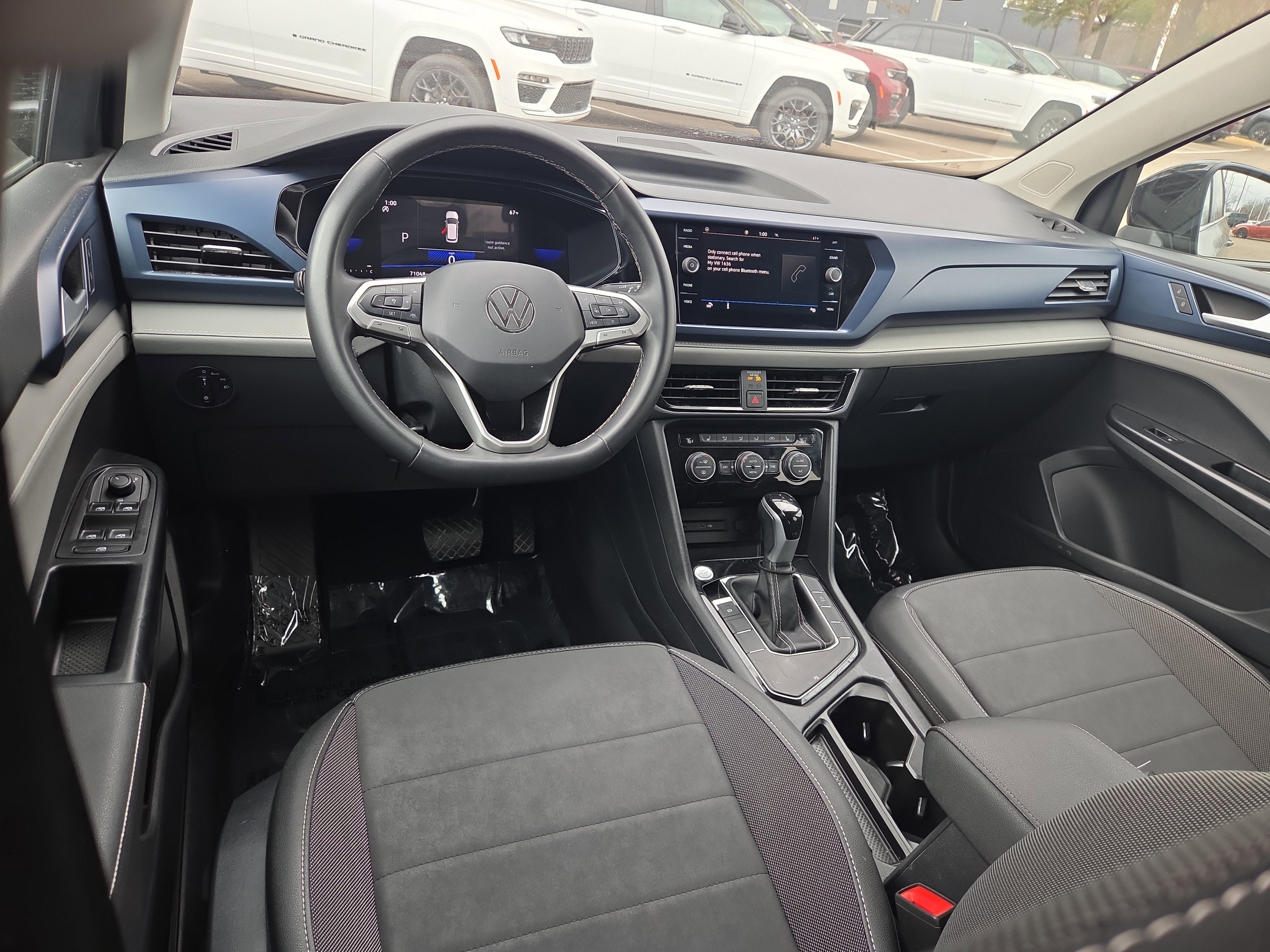 2024 Volkswagen Taos SE