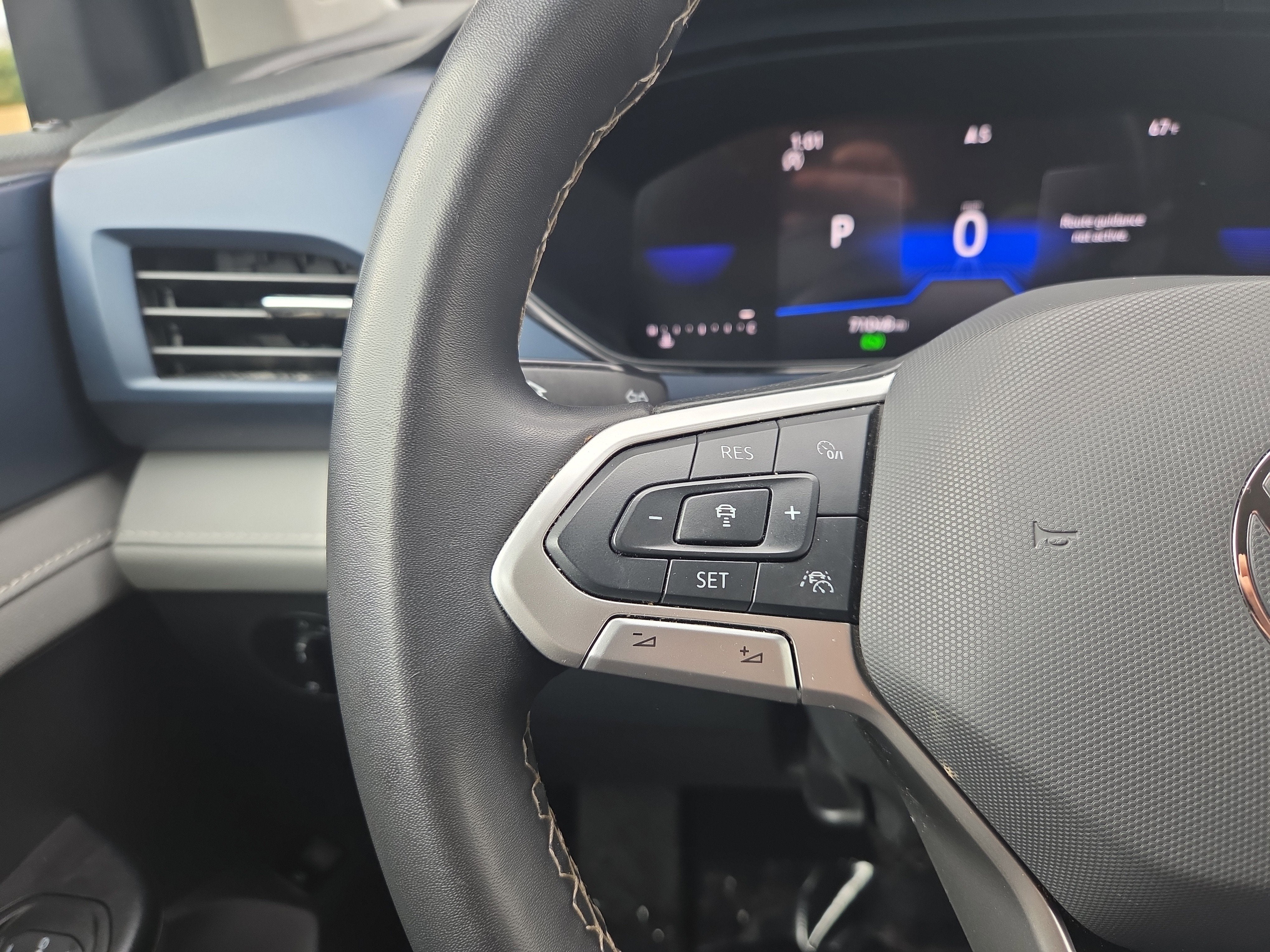 2024 Volkswagen Taos SE