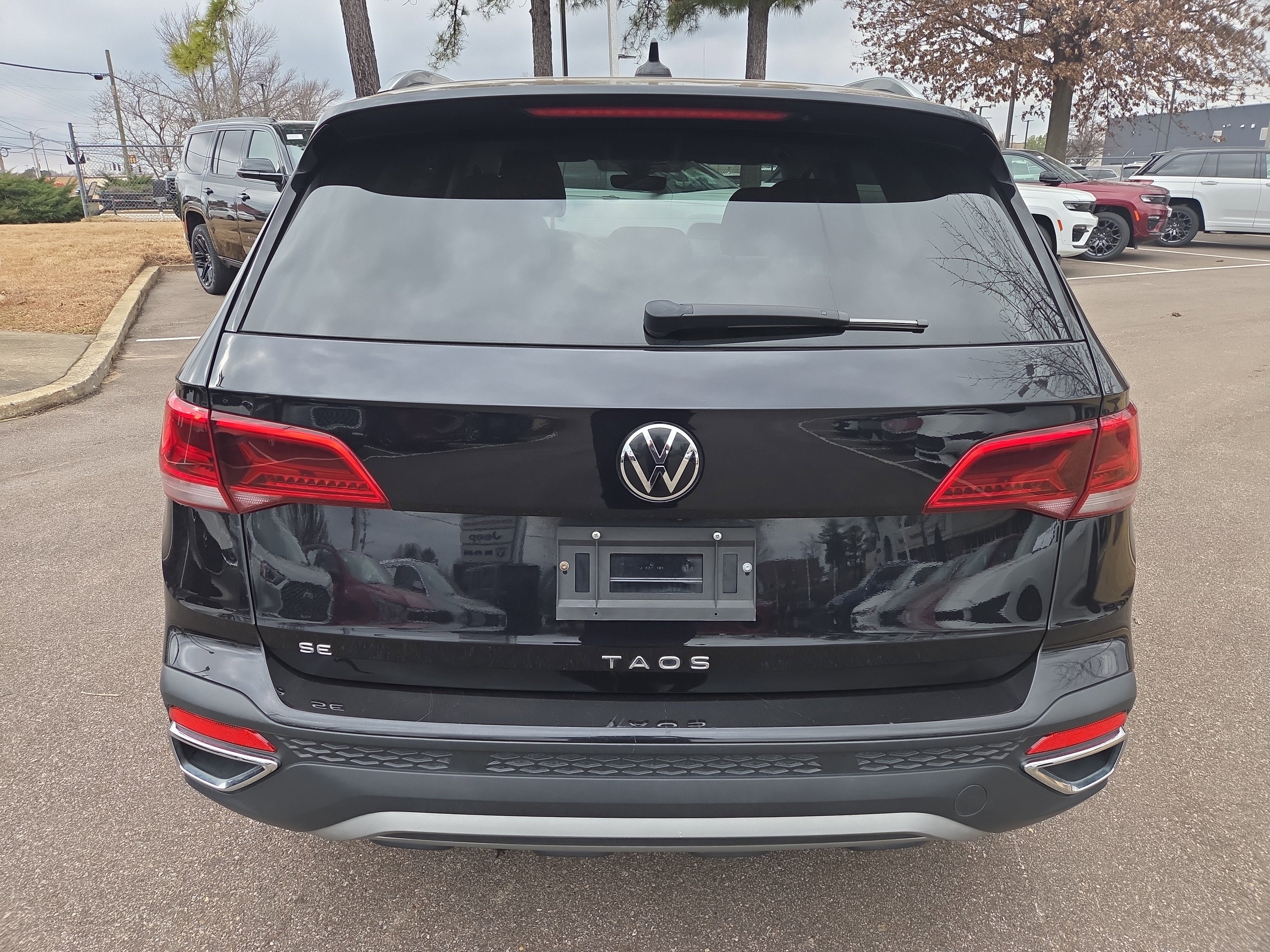 2024 Volkswagen Taos SE