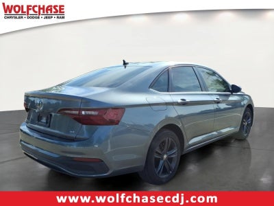 2022 Volkswagen Jetta SE