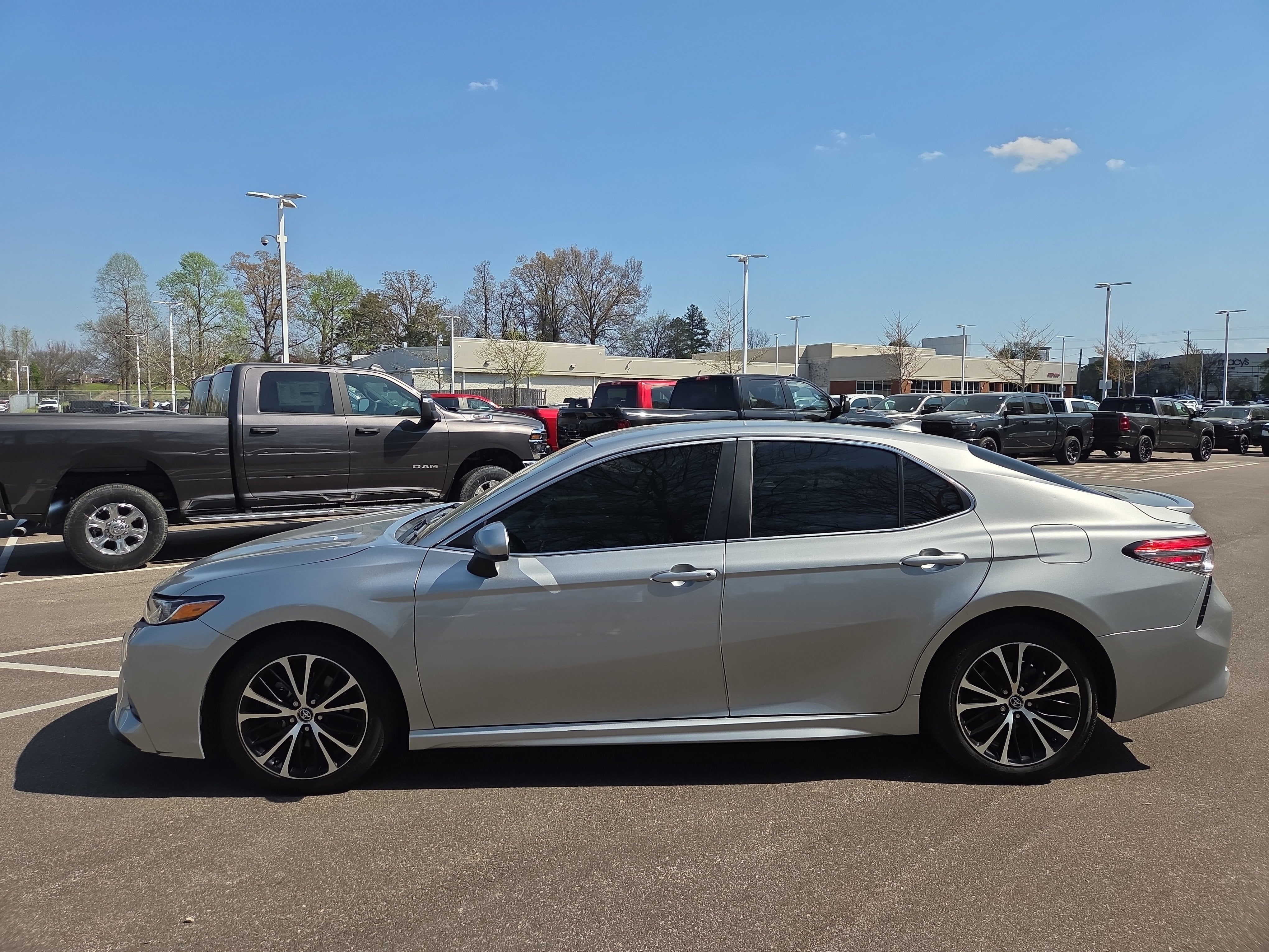 2019 Toyota Camry SE