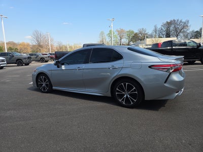 2019 Toyota Camry SE