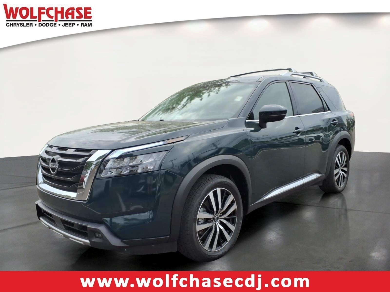 2023 Nissan Pathfinder Platinum