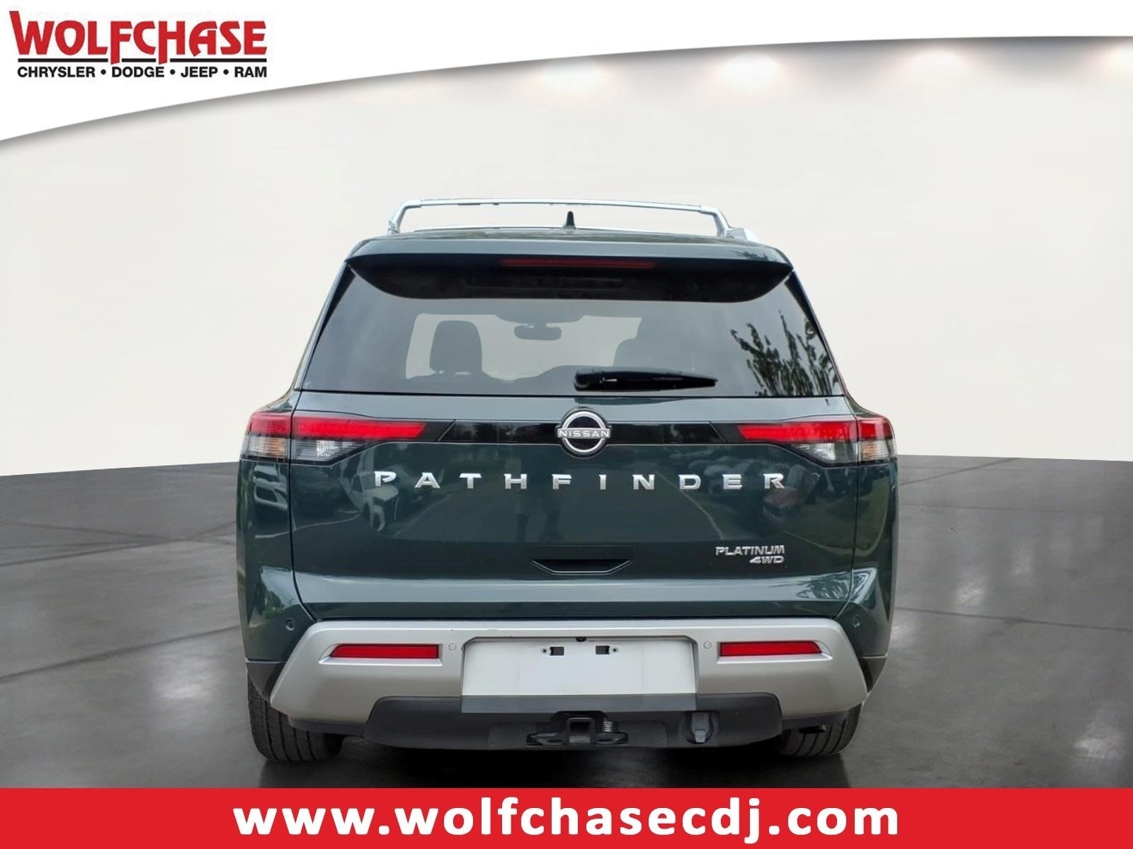 2023 Nissan Pathfinder Platinum
