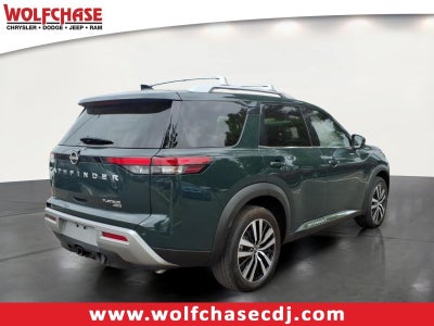 2023 Nissan Pathfinder Platinum