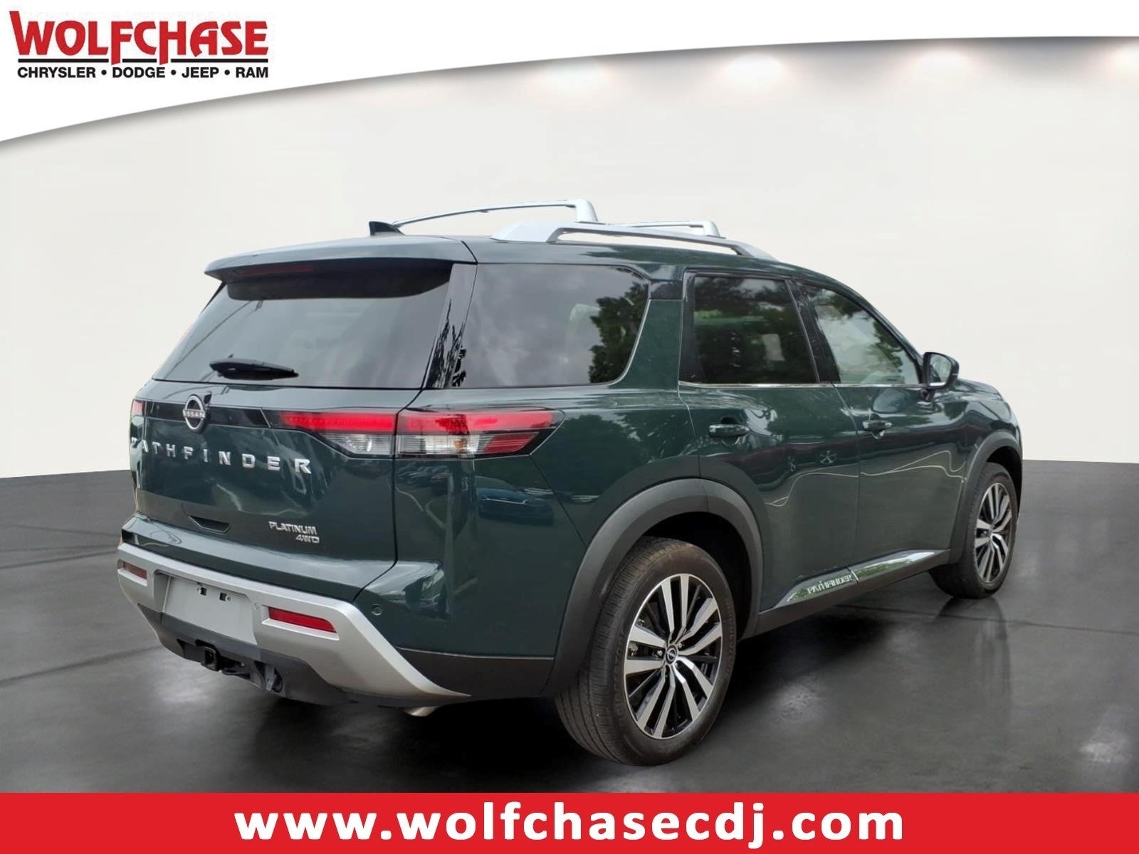 2023 Nissan Pathfinder Platinum