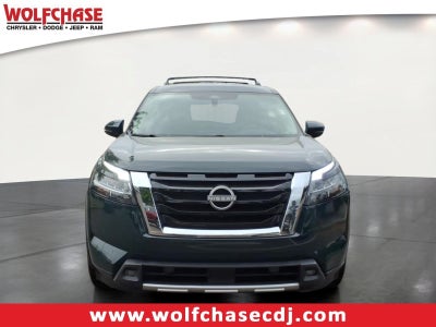 2023 Nissan Pathfinder Platinum