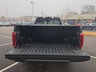 2022 Toyota Tundra 4WD SR5