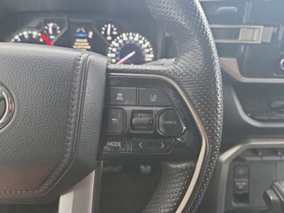 2022 Toyota Tundra 4WD SR5