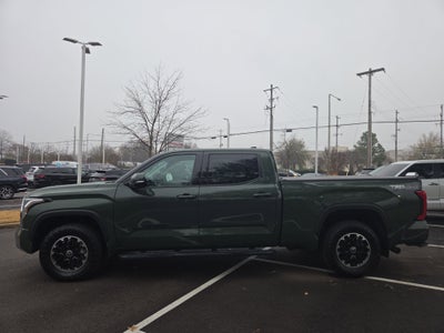 2022 Toyota Tundra 4WD SR5