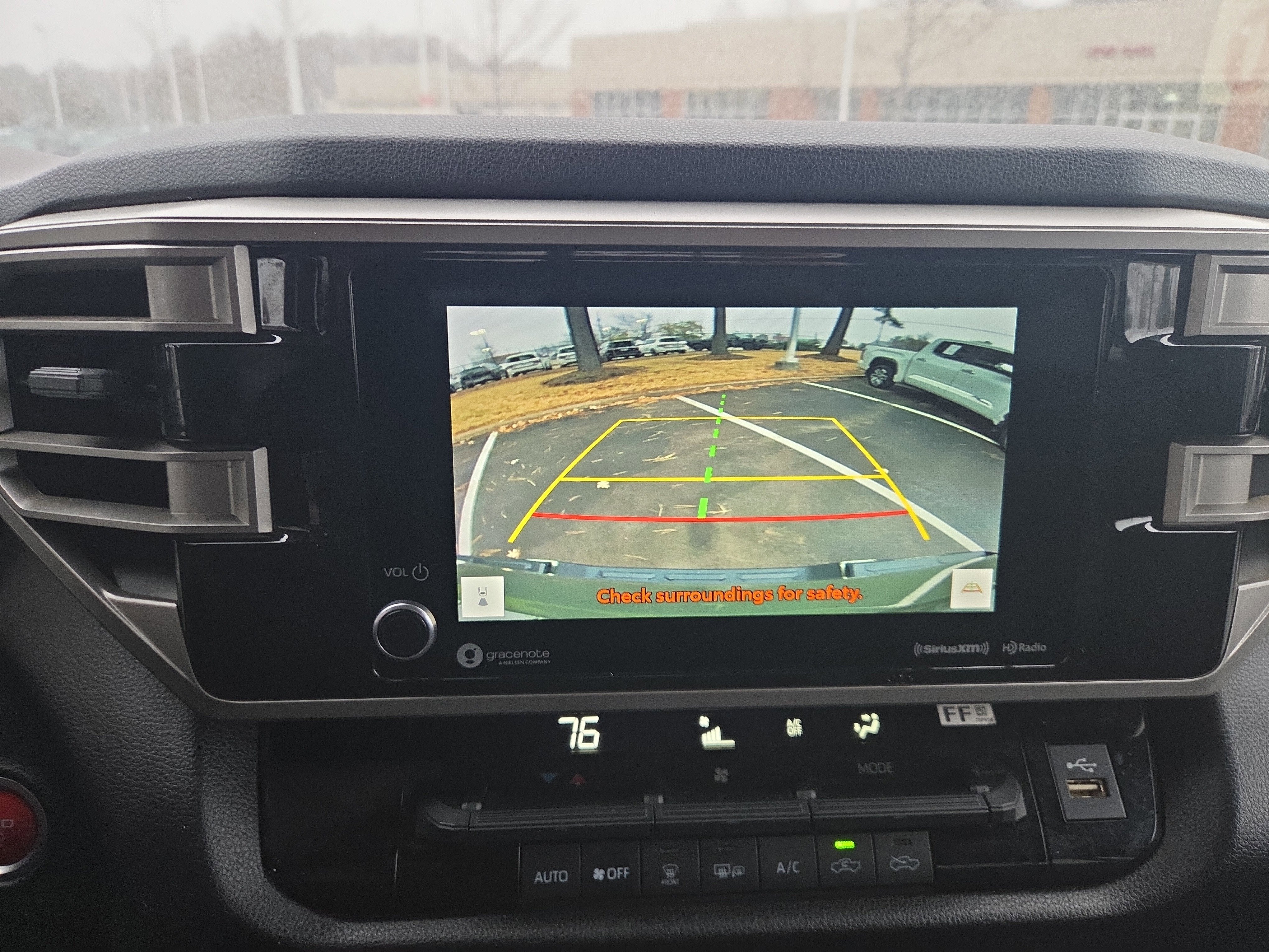 2022 Toyota Tundra 4WD SR5