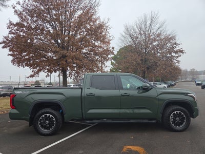 2022 Toyota Tundra 4WD SR5