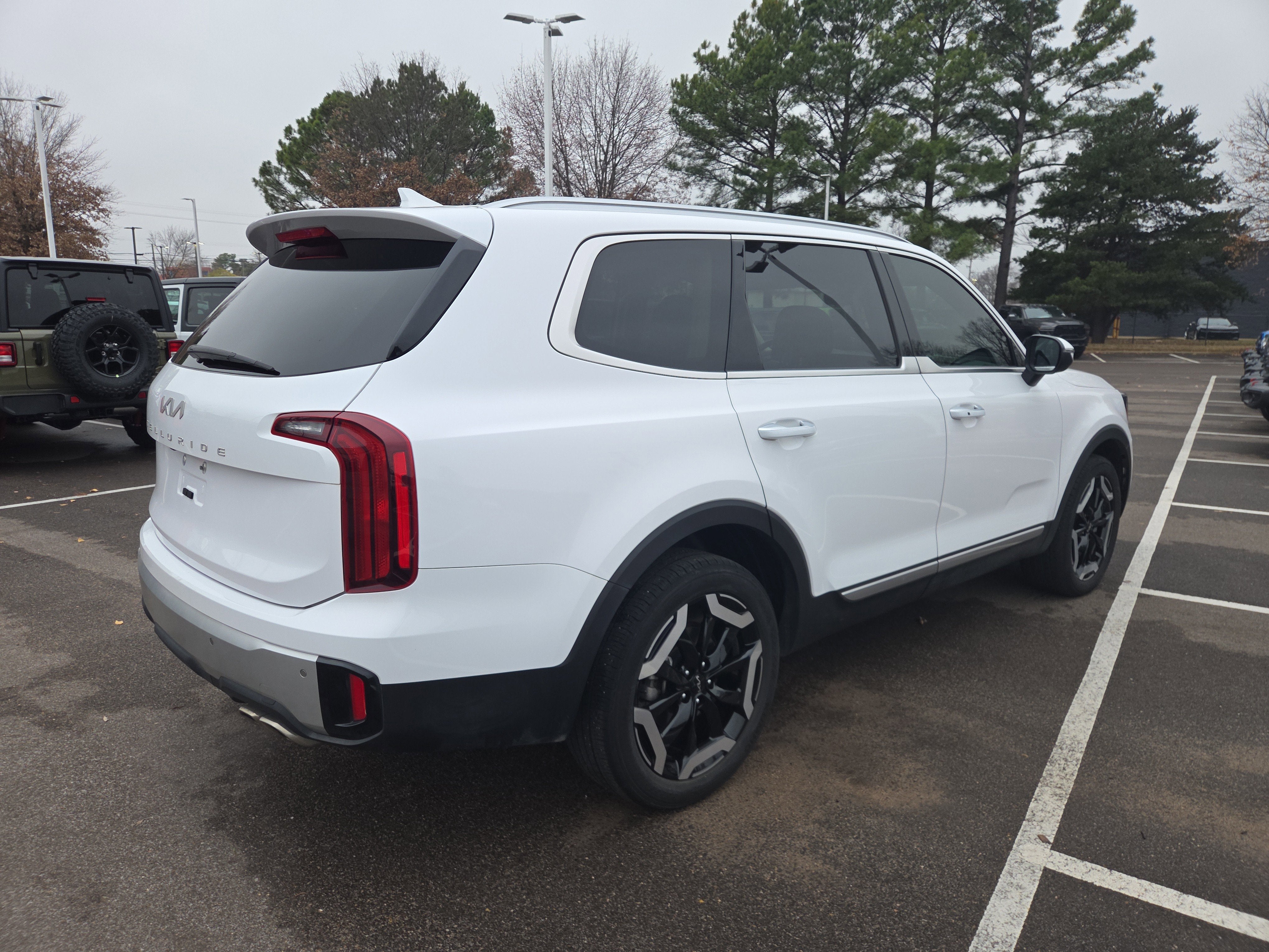 2024 Kia Telluride S