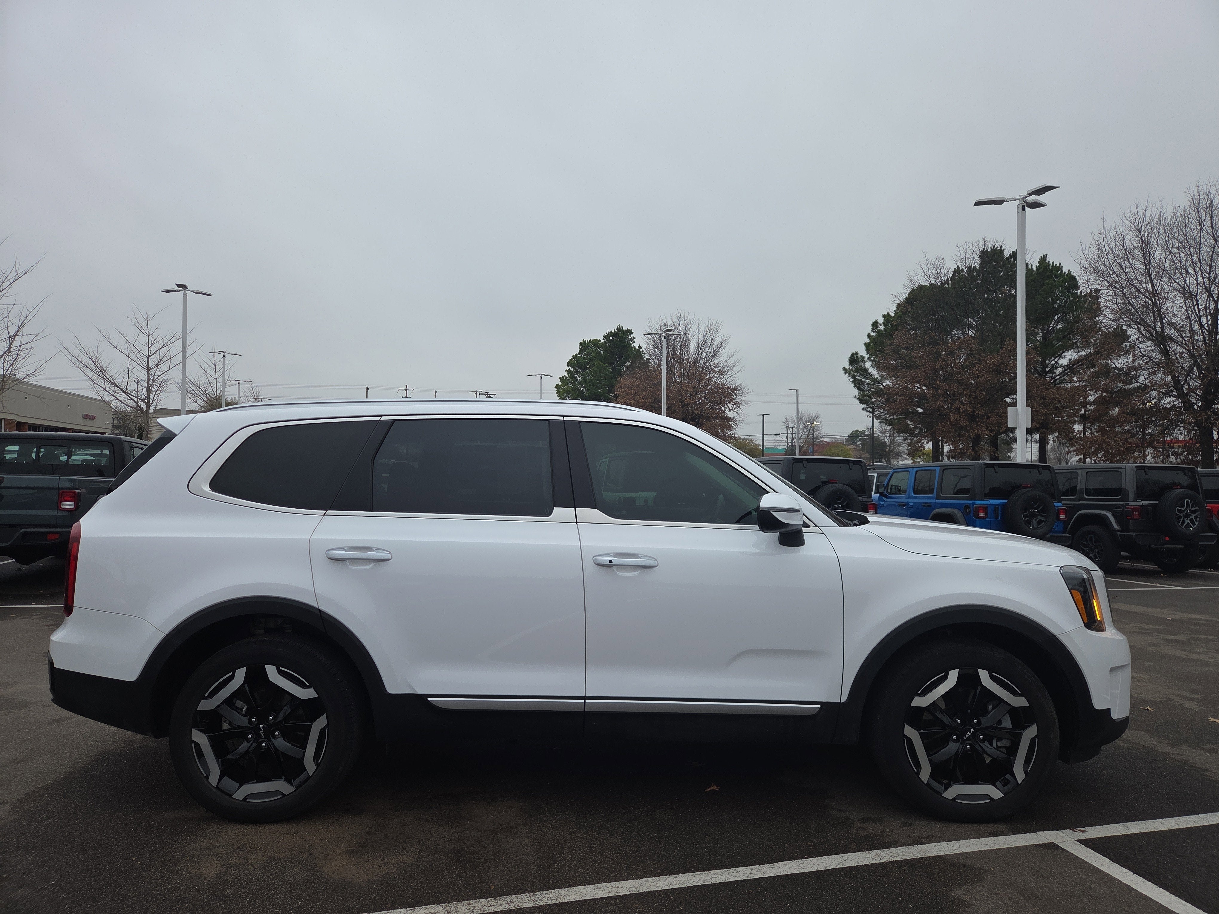 2024 Kia Telluride S