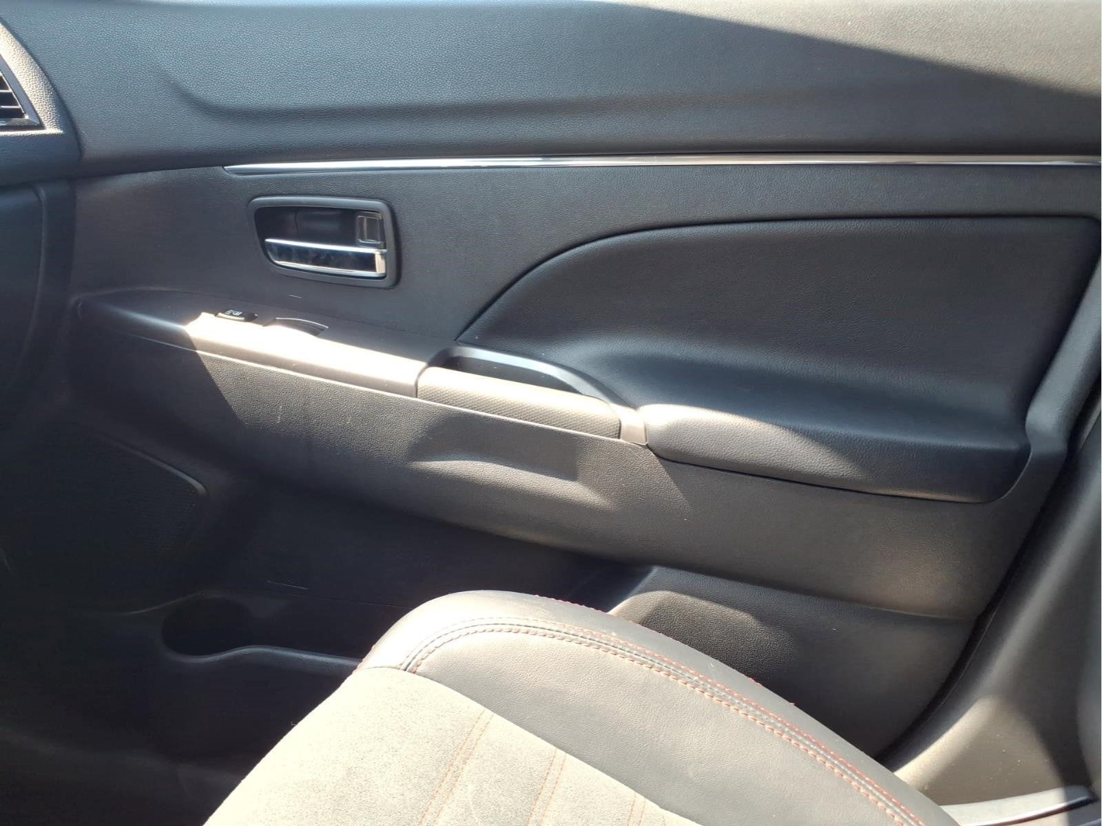 2024 Mitsubishi Outlander Sport SE