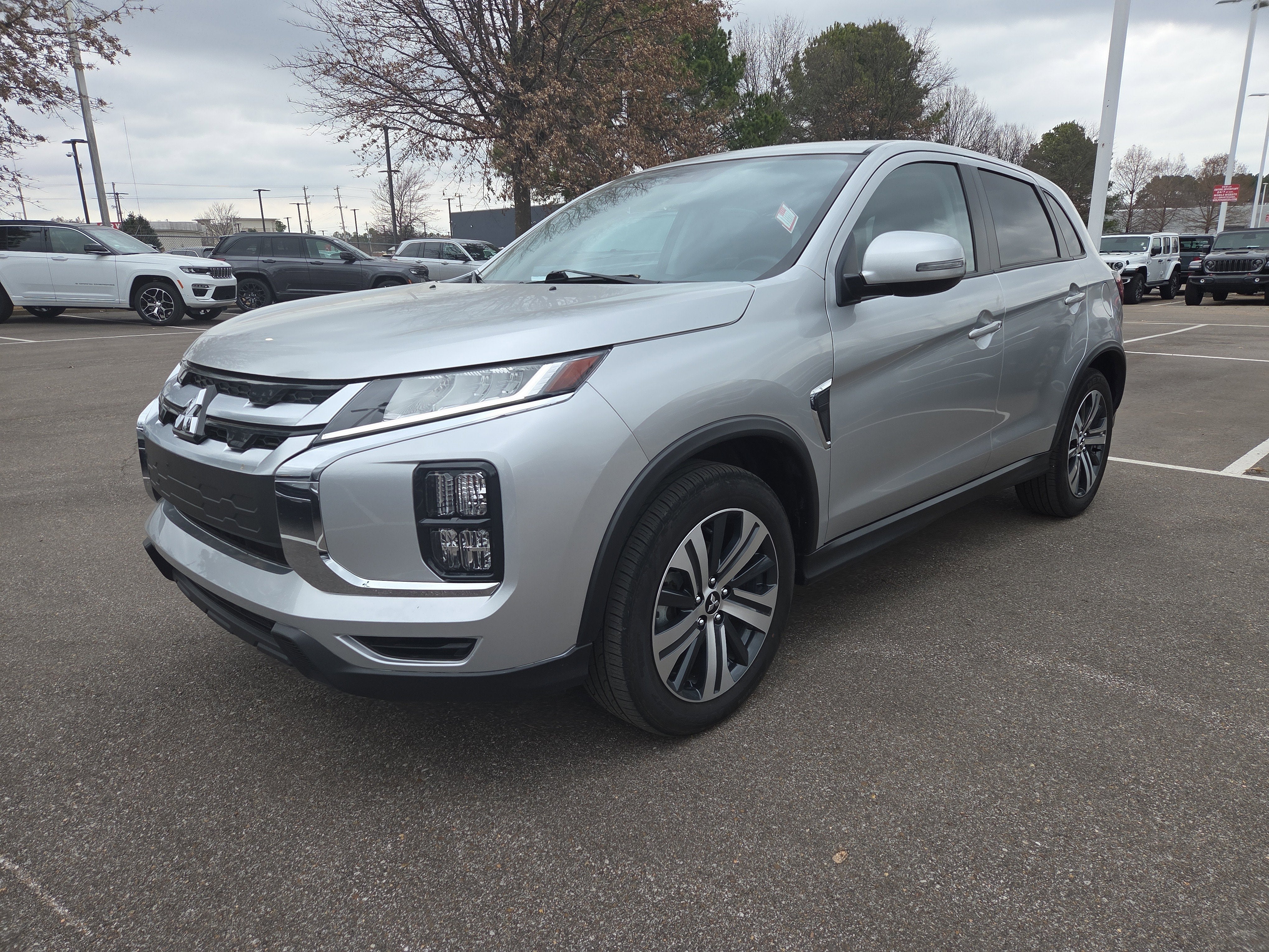 2024 Mitsubishi Outlander Sport SE