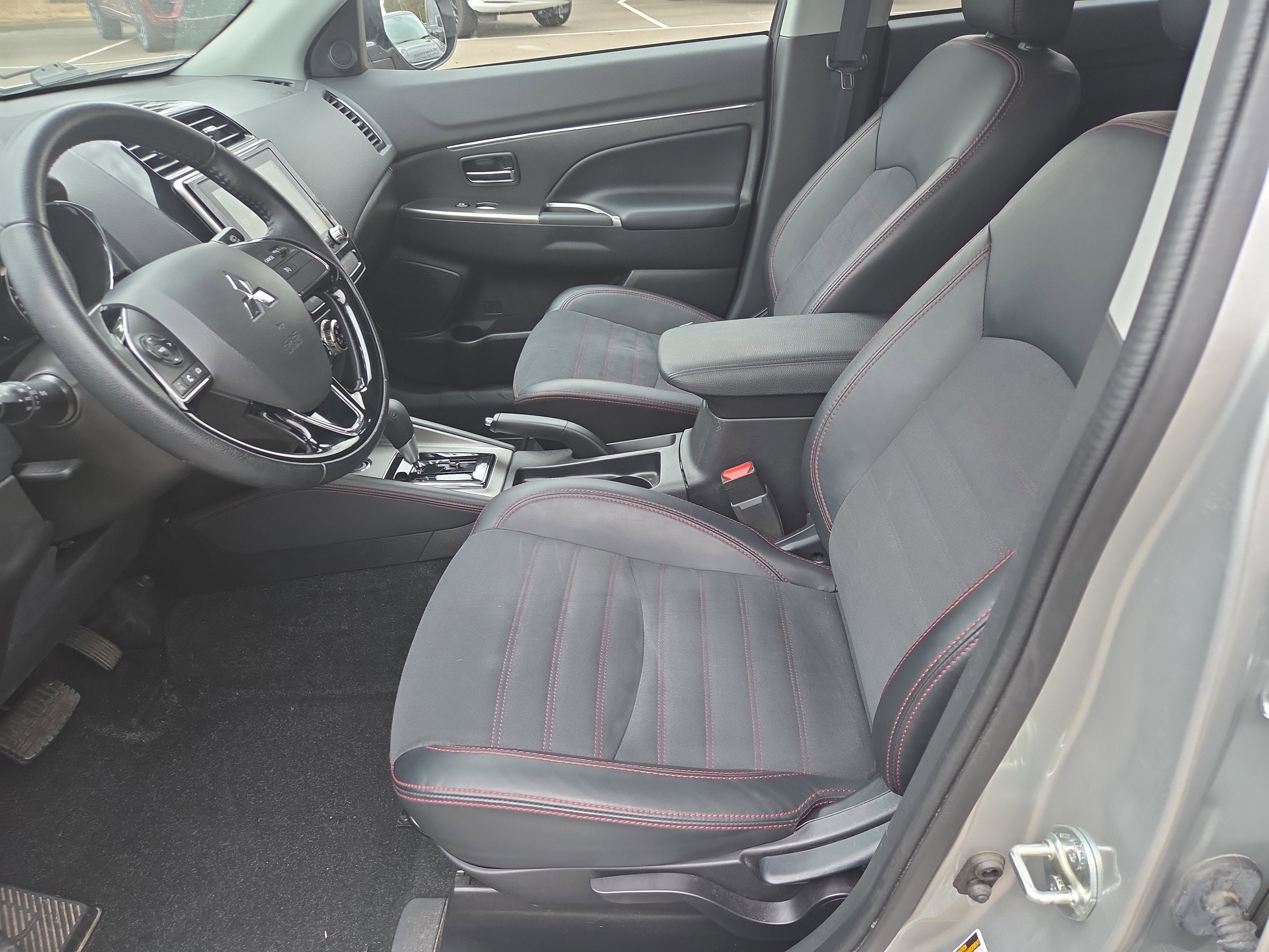 2024 Mitsubishi Outlander Sport SE