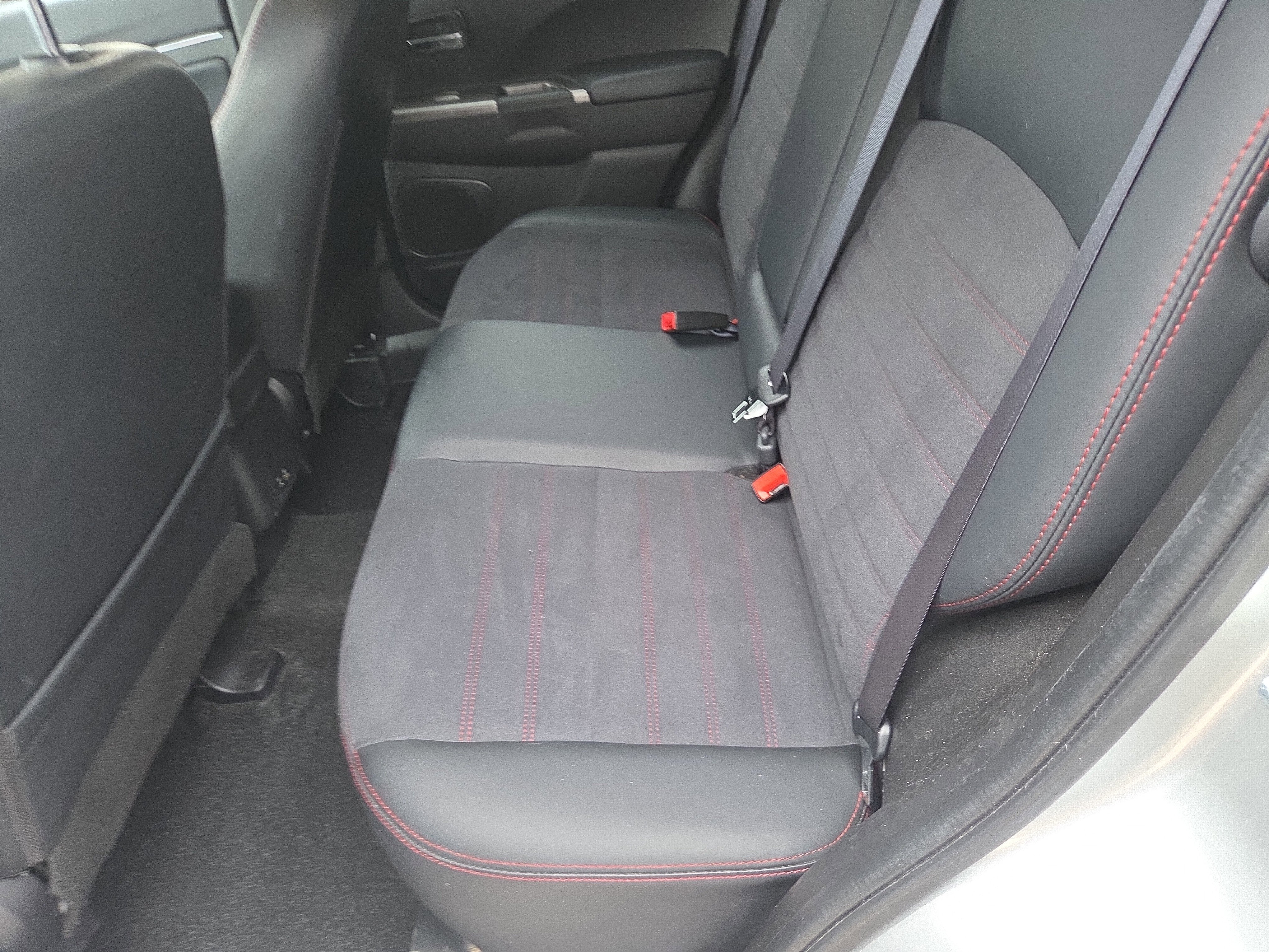 2024 Mitsubishi Outlander Sport SE