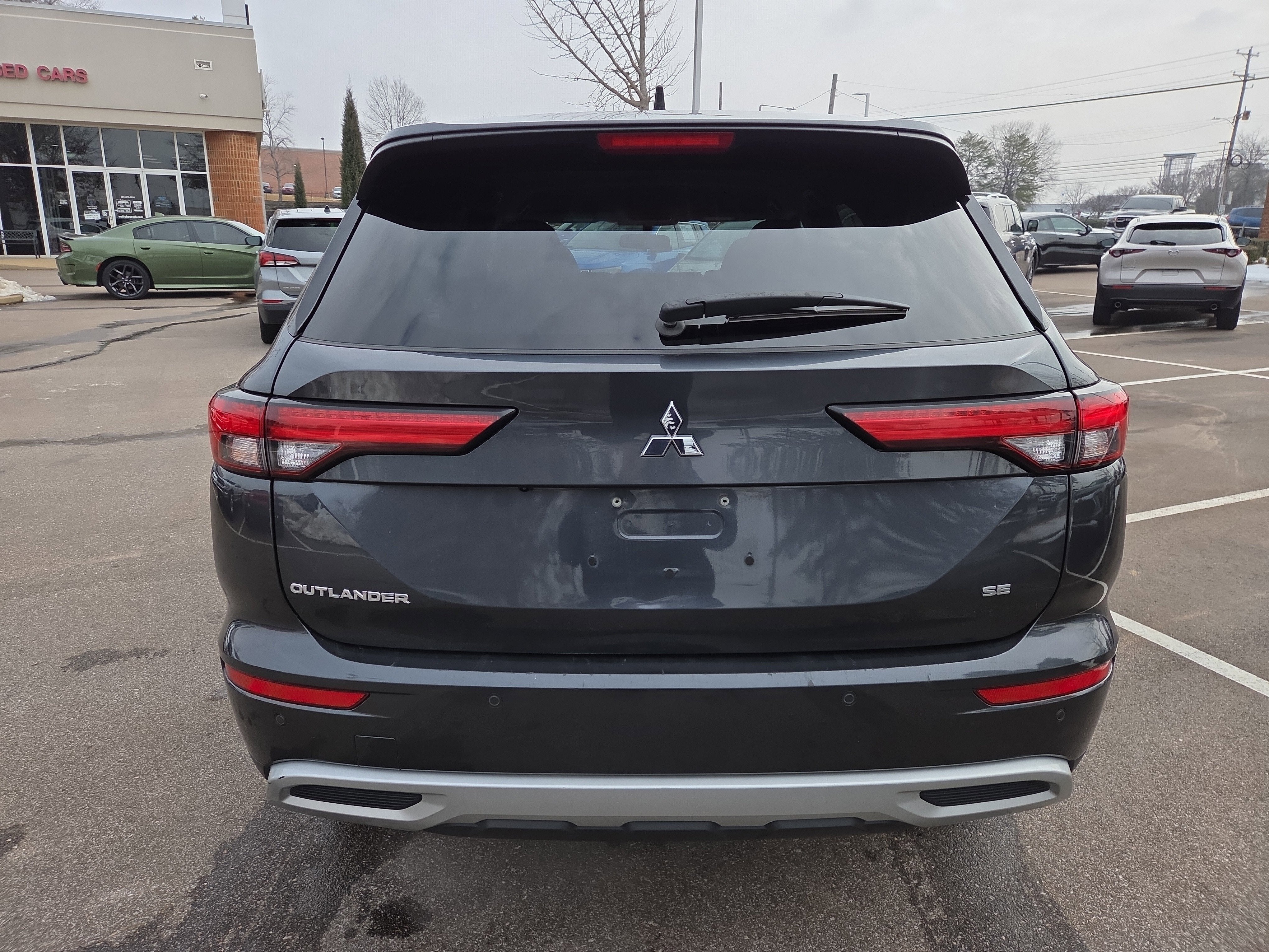 2024 Mitsubishi Outlander SE