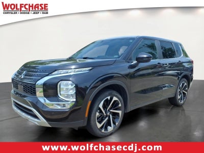2024 Mitsubishi Outlander SE