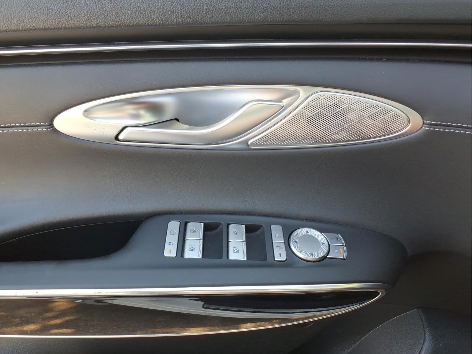 2025 Genesis GV70 2.5T
