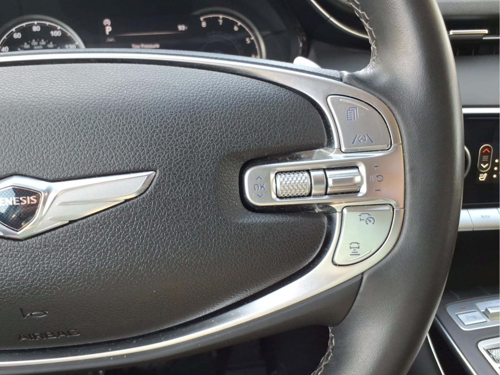 2025 Genesis GV70 2.5T